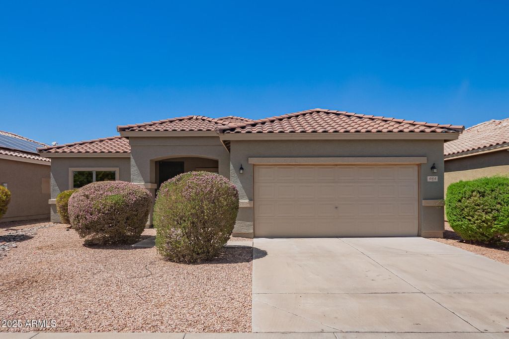 Photo of 664 W Silver Reef Court, Casa Grande, AZ 85122 (MLS # 6886091)