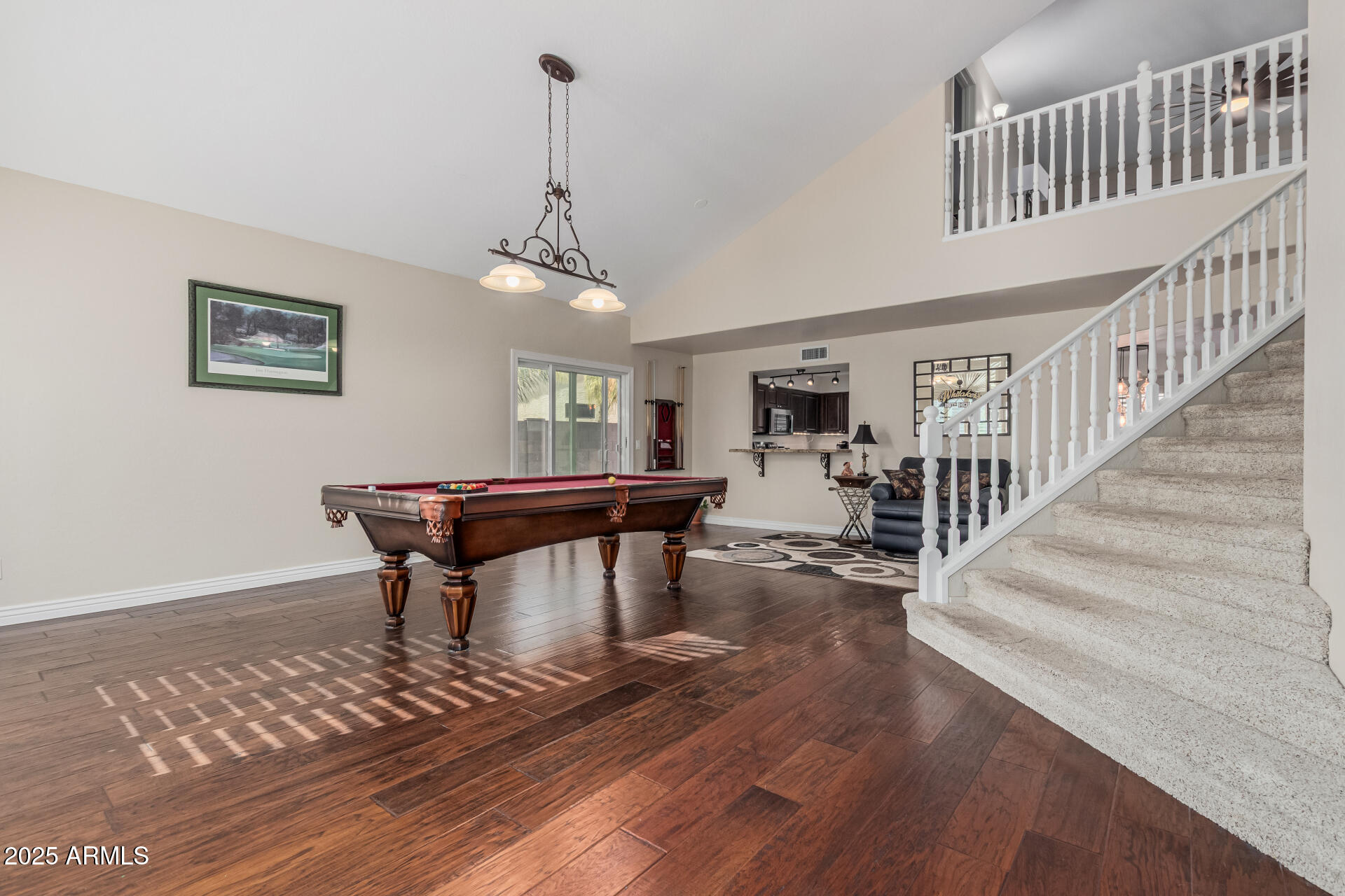 1332 W HONEYSUCKLE Lane