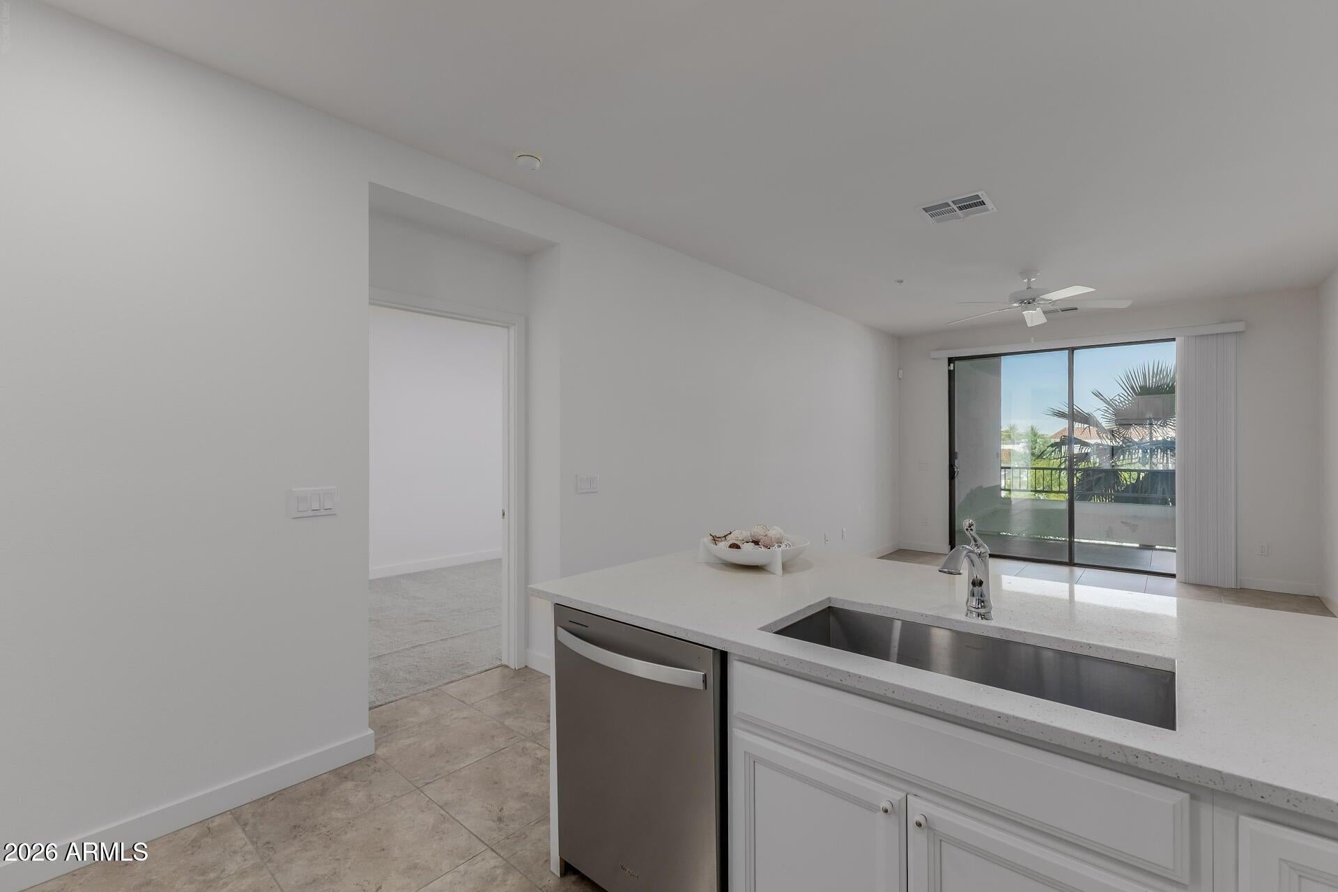 2511 W QUEEN CREEK Road 279