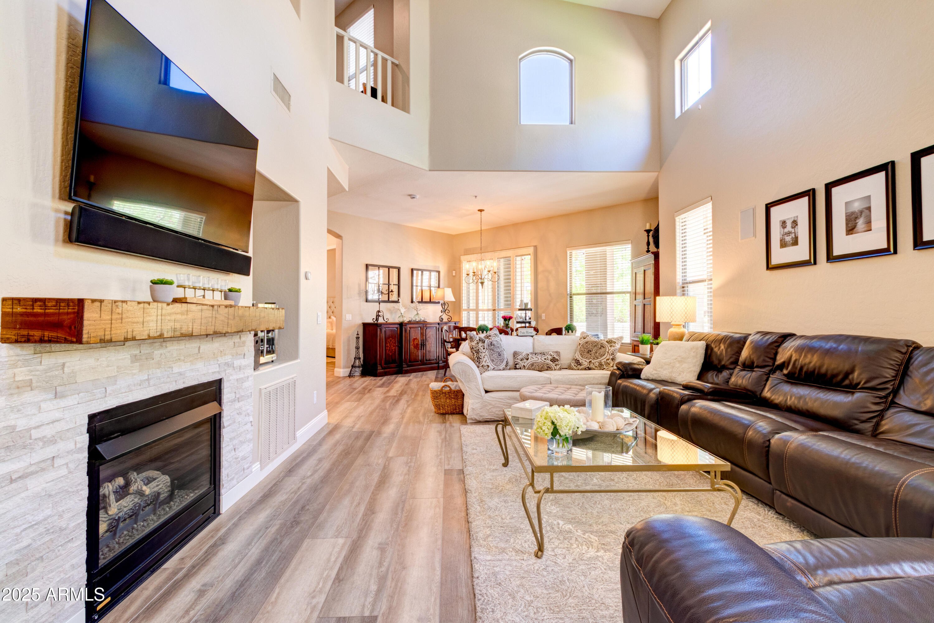 20802 N GRAYHAWK Drive 1045