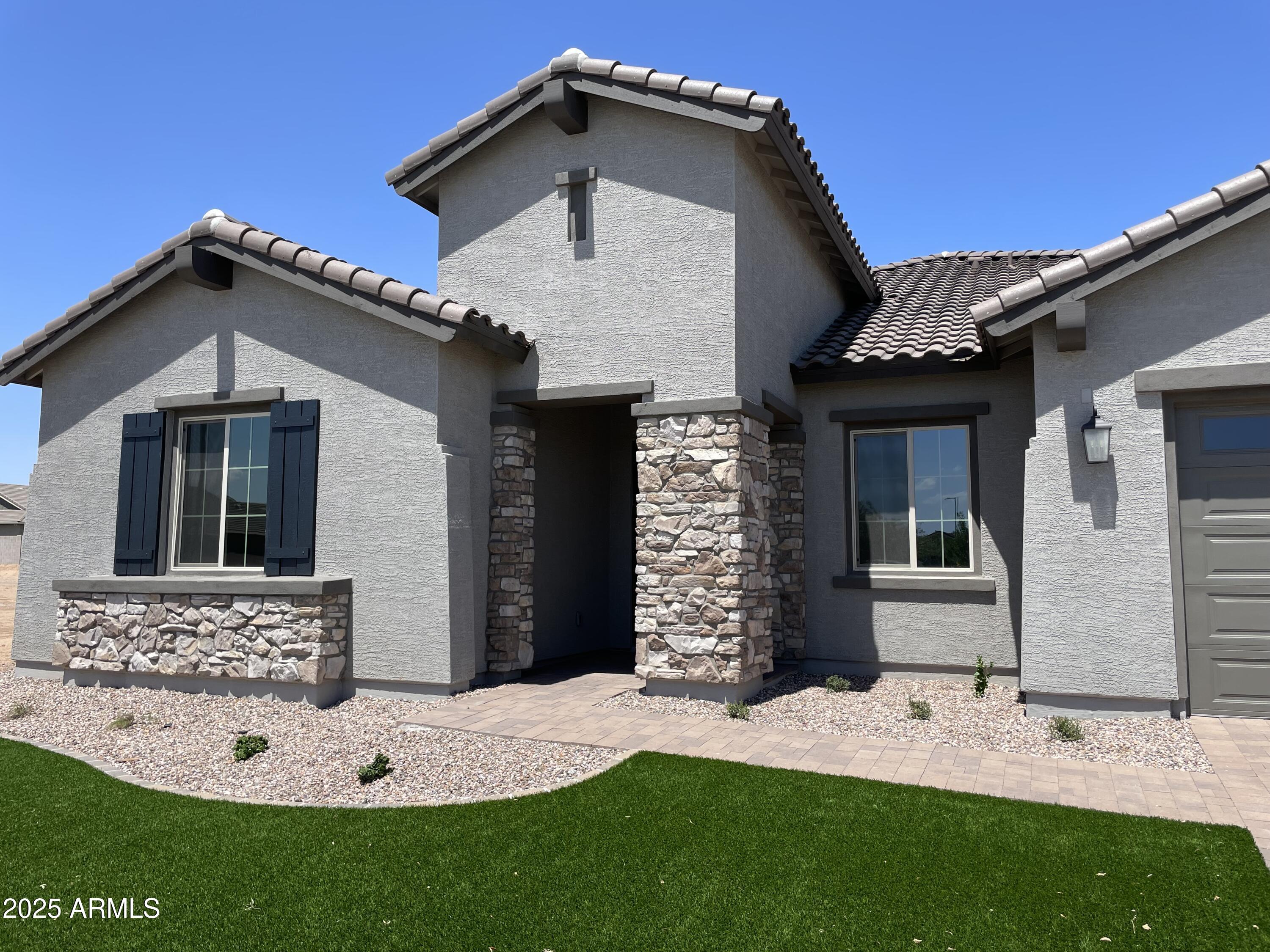 16162 W QUESTA Drive