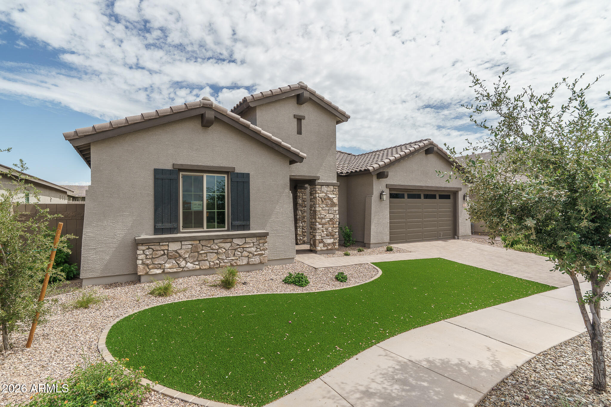 16162 W QUESTA Drive