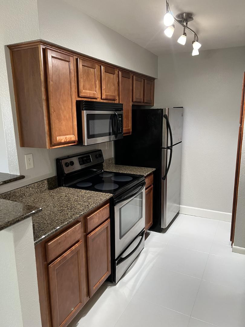5995 N 78th Street Unit 2070
