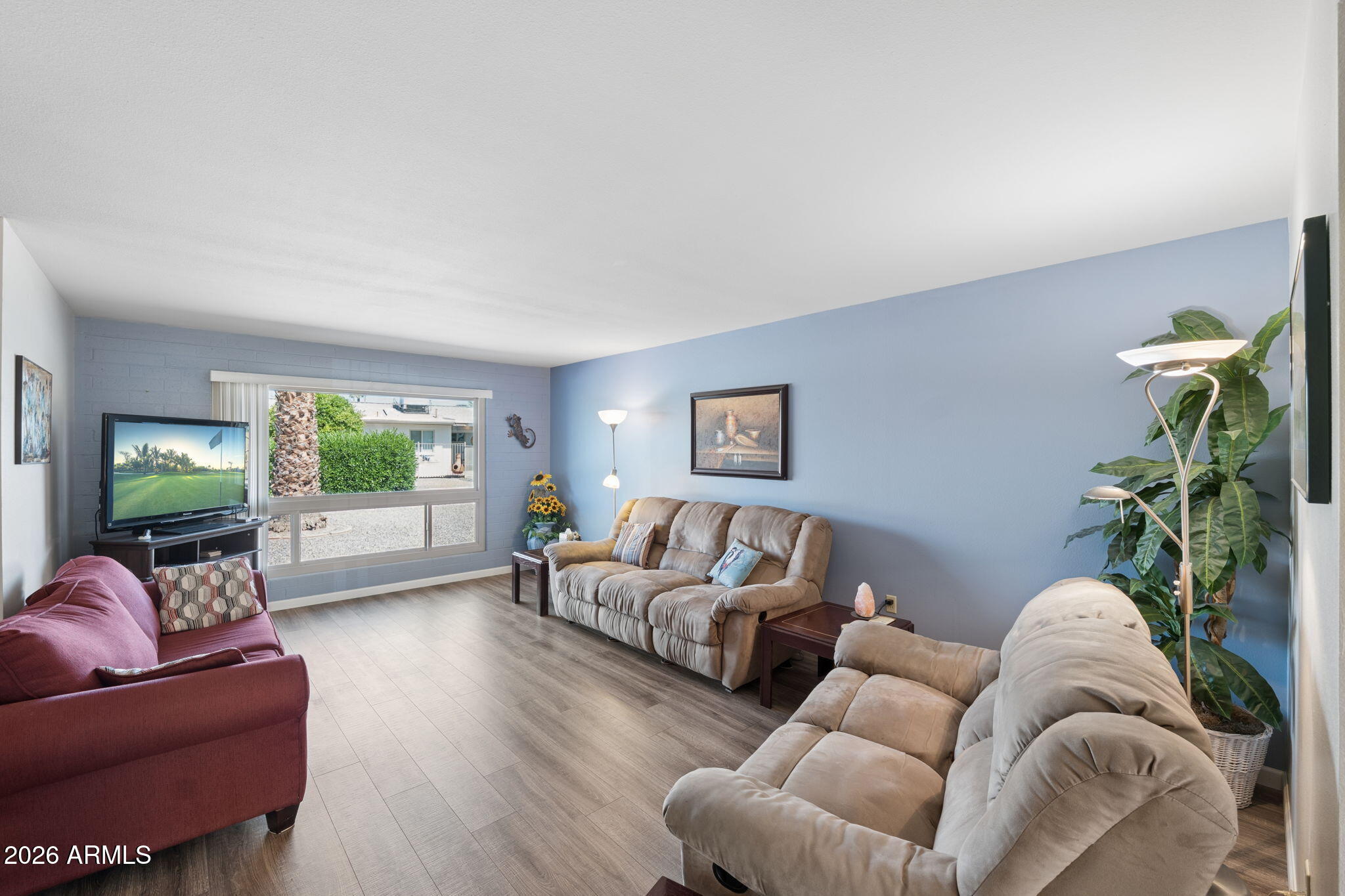 10032 W TARRYTOWN Avenue