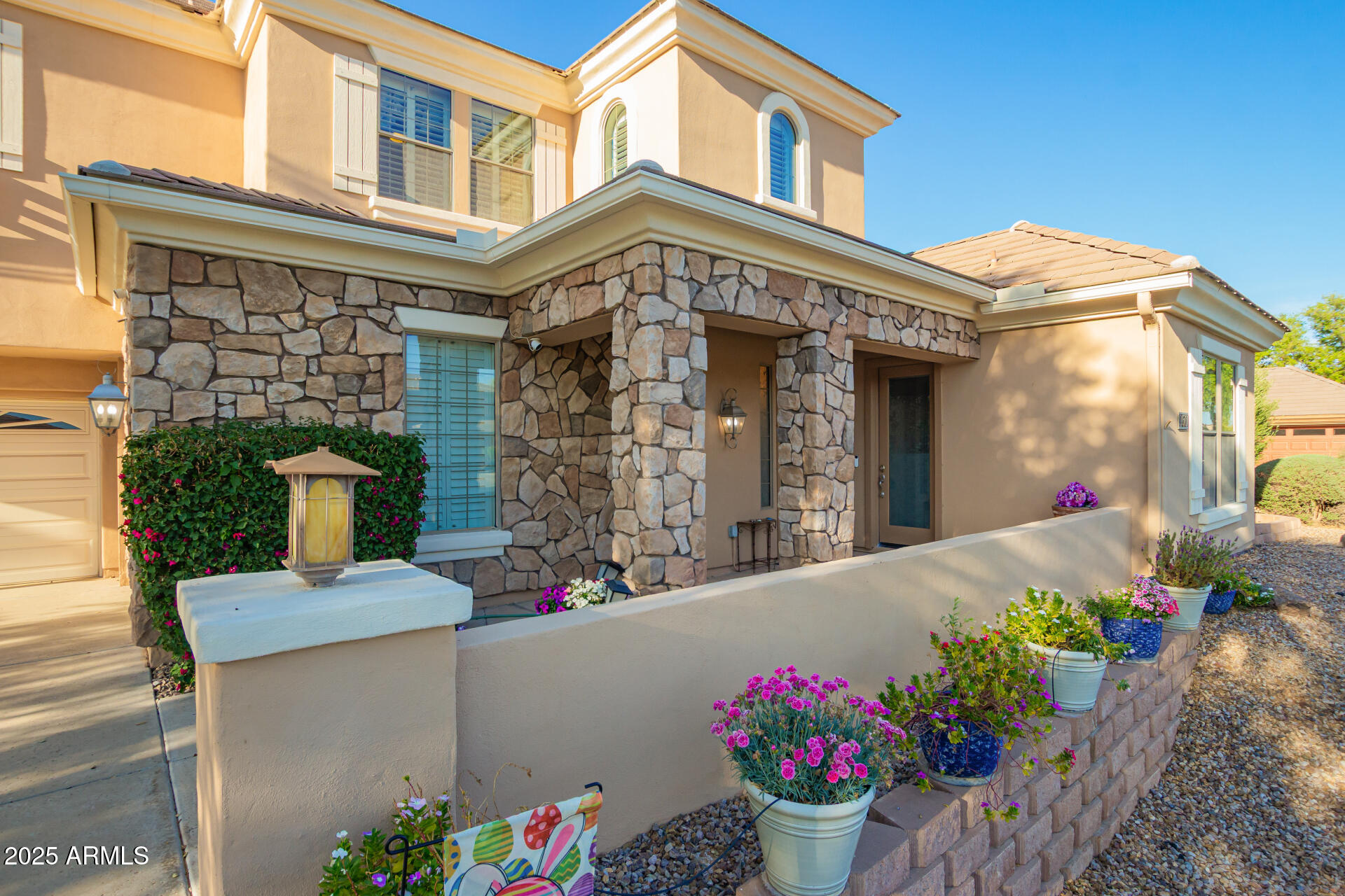 Search Homes 4 950 E DESERT INN Drive