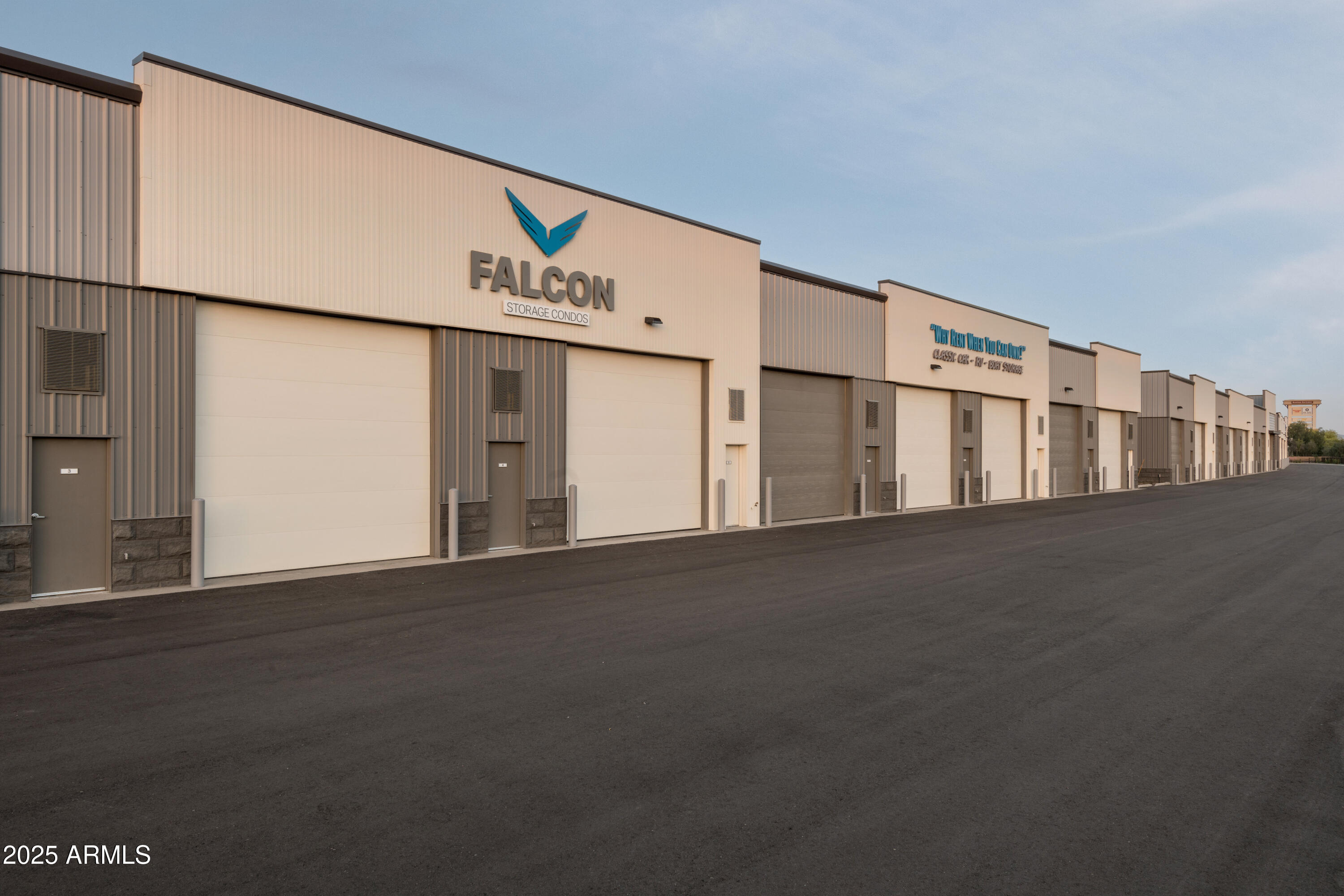 450 E WILLIS Road 68