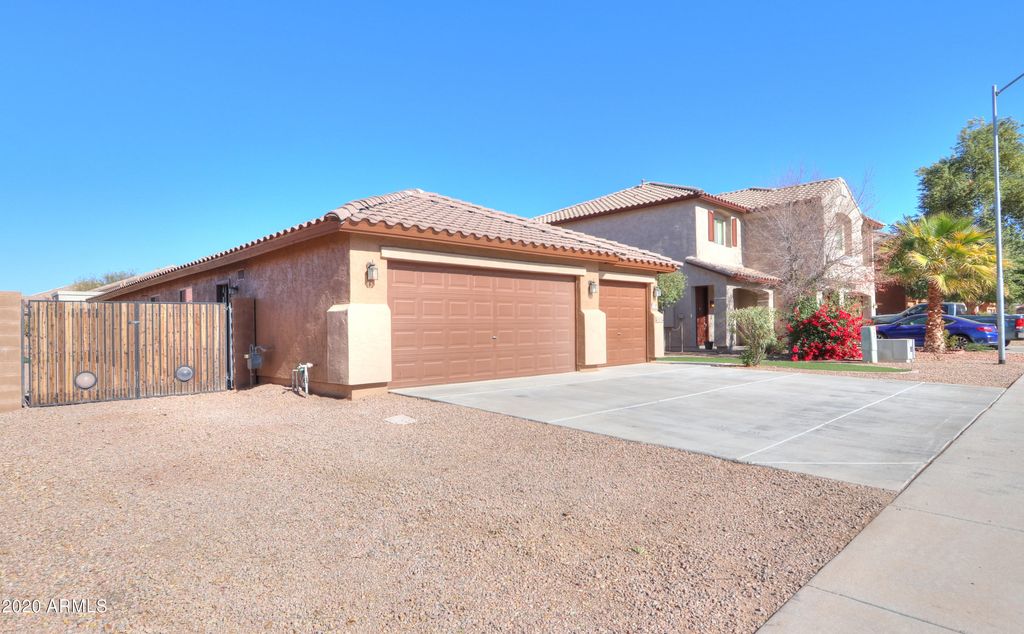 Photo of 45654 W Keller Drive, Maricopa, AZ 85139 (MLS # 6929677)