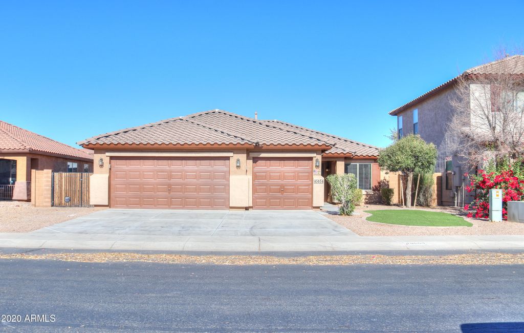 Photo of 45654 W Keller Drive, Maricopa, AZ 85139 (MLS # 6929677)