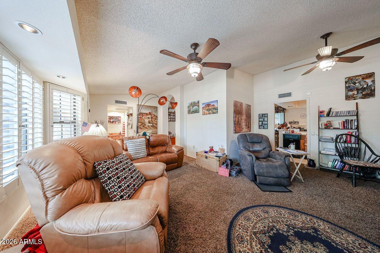 13719 W MEEKER Boulevard