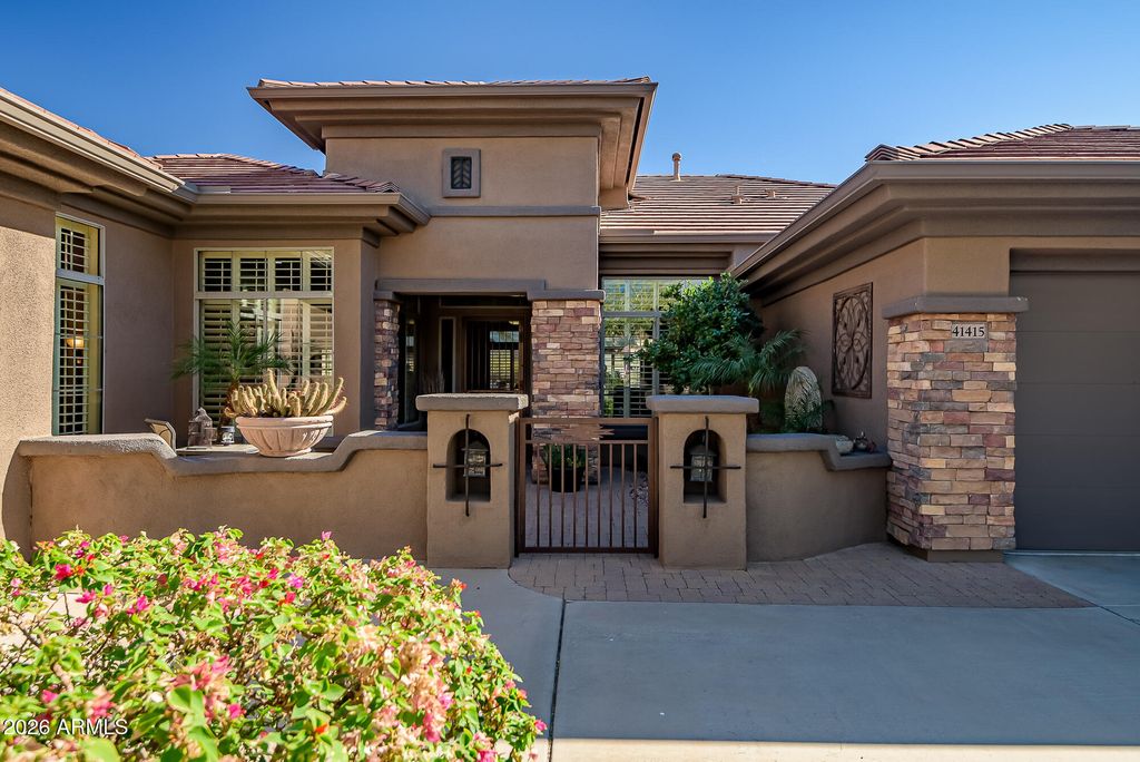 Photo of 41415 N Whistling Strait Drive, Anthem, AZ 85086 (MLS # 6971399)