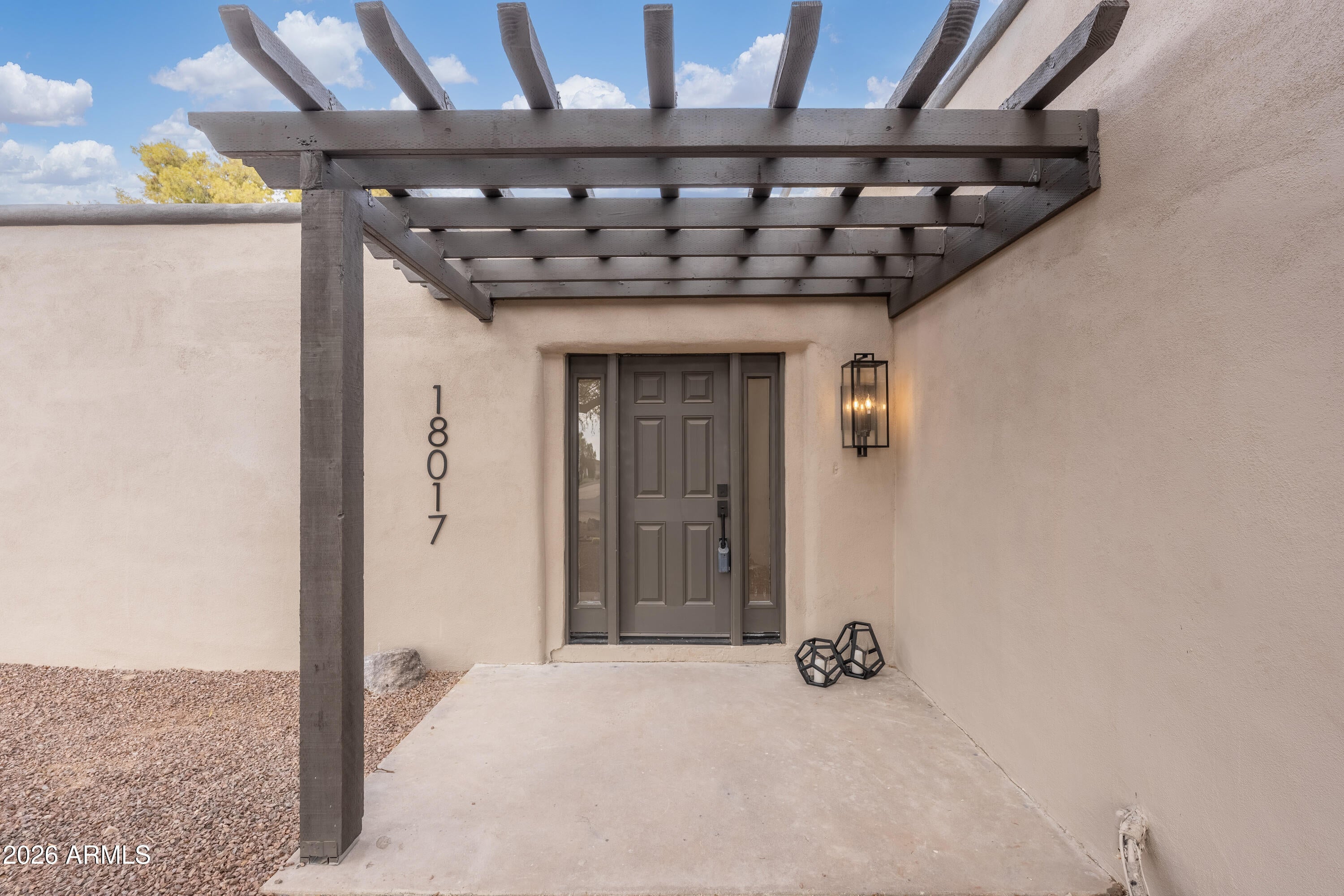18017 N EVERSON Drive