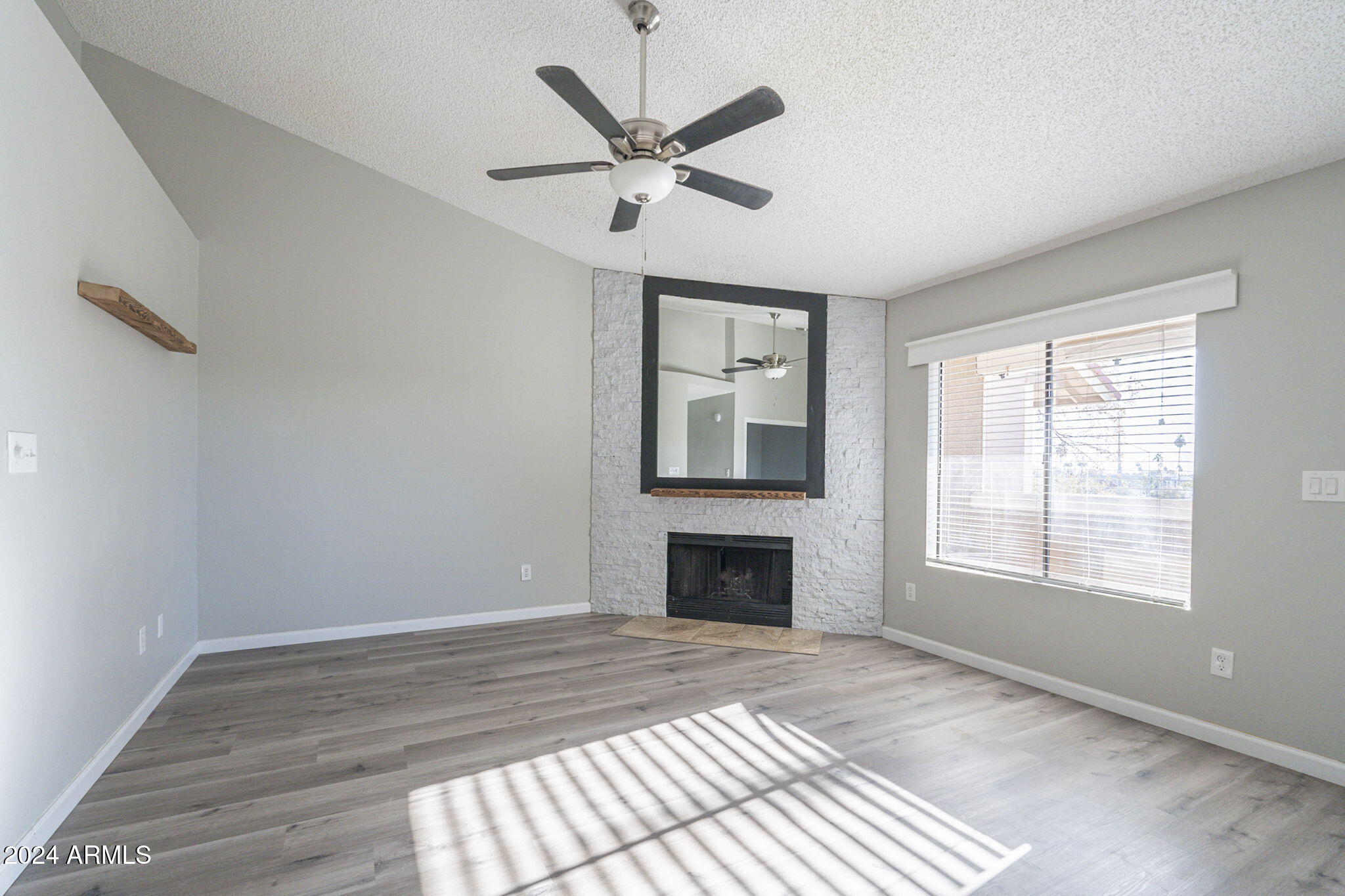 5230 E BROWN Road 259