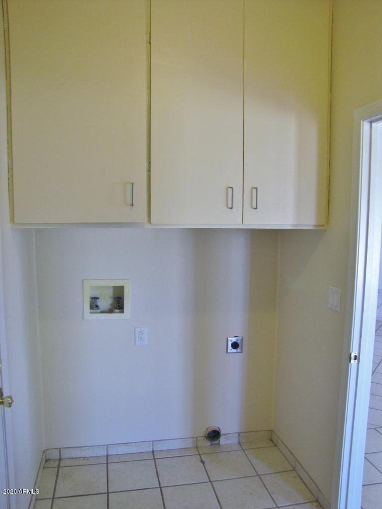 BARBARY ESTATES - Residential Lease