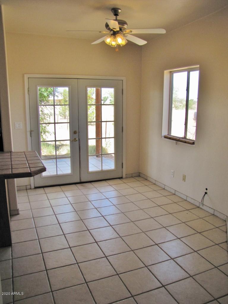 BARBARY ESTATES - Residential Lease