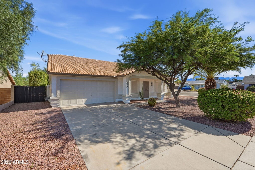 Photo of 826 W 14th Avenue, Apache Junction, AZ 85120 (MLS # 7069337)