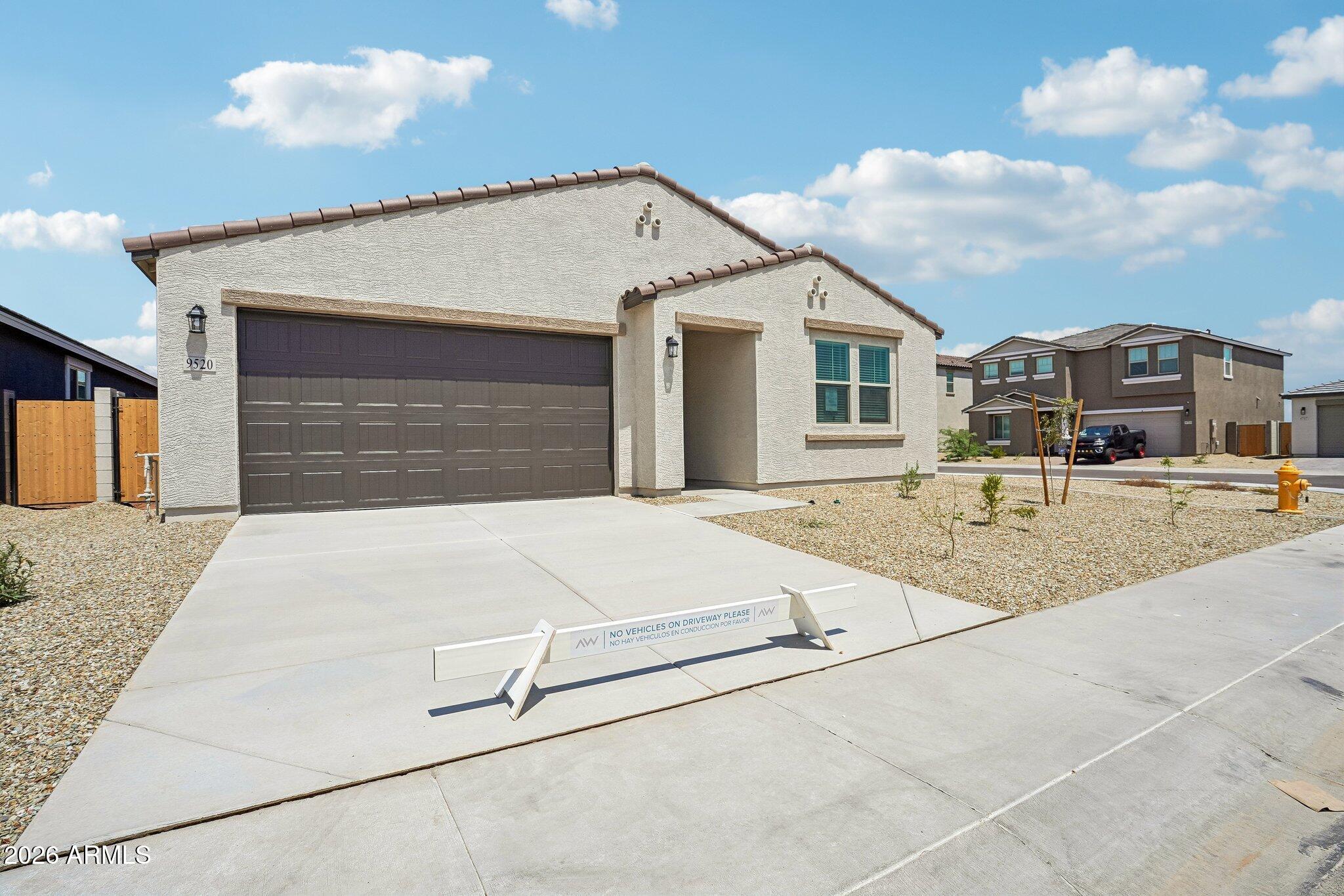 9520 W GABY Road