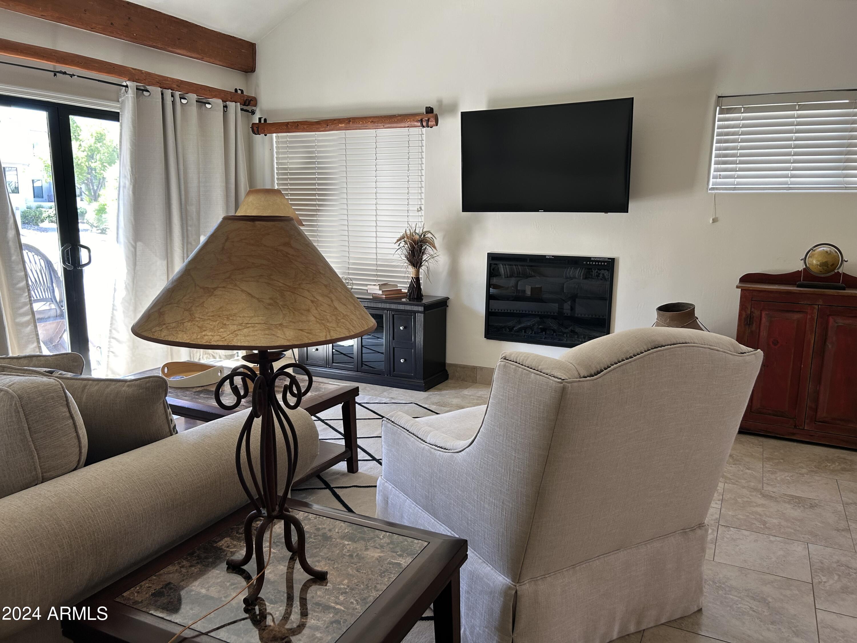 7272 E GAINEY RANCH Road 124