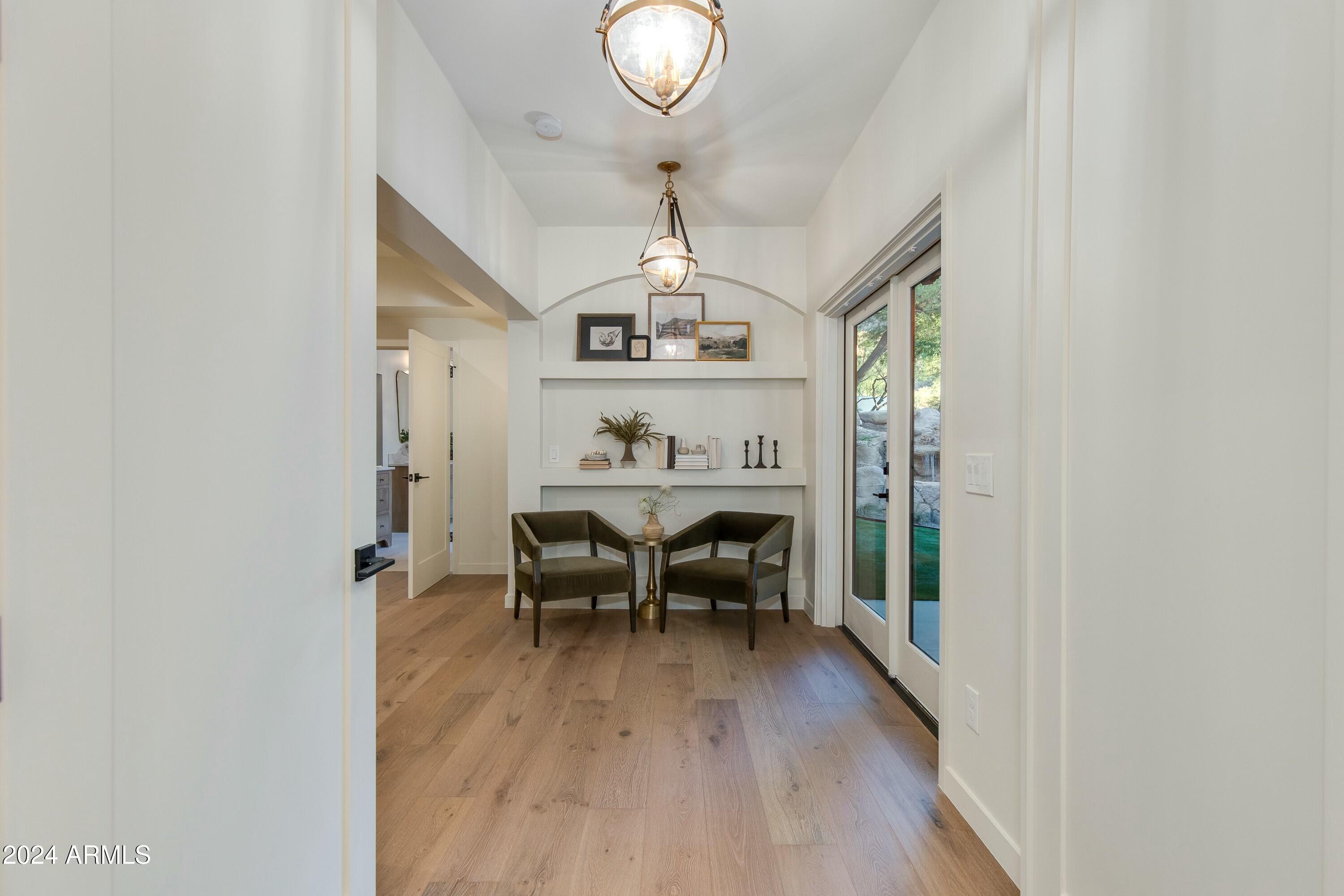 ECHO CANYON - Residential