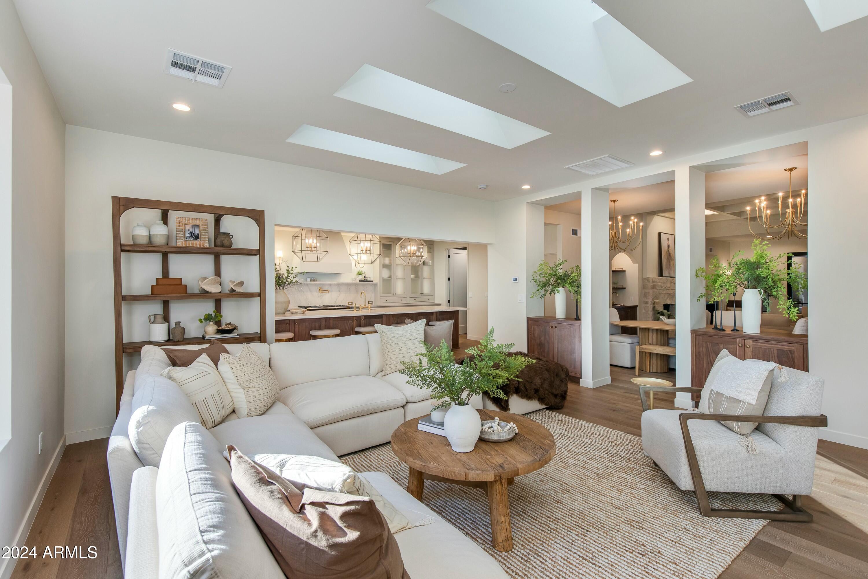 ECHO CANYON - Residential