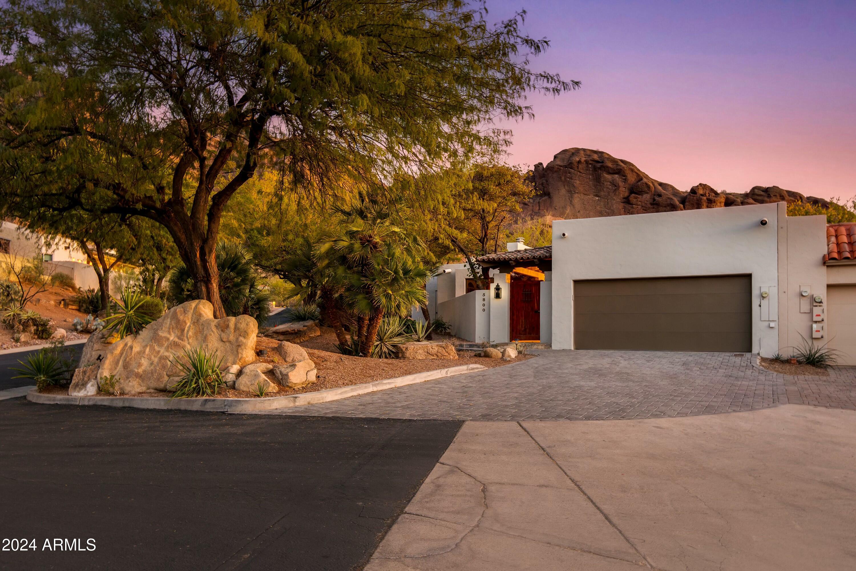 ECHO CANYON - Residential