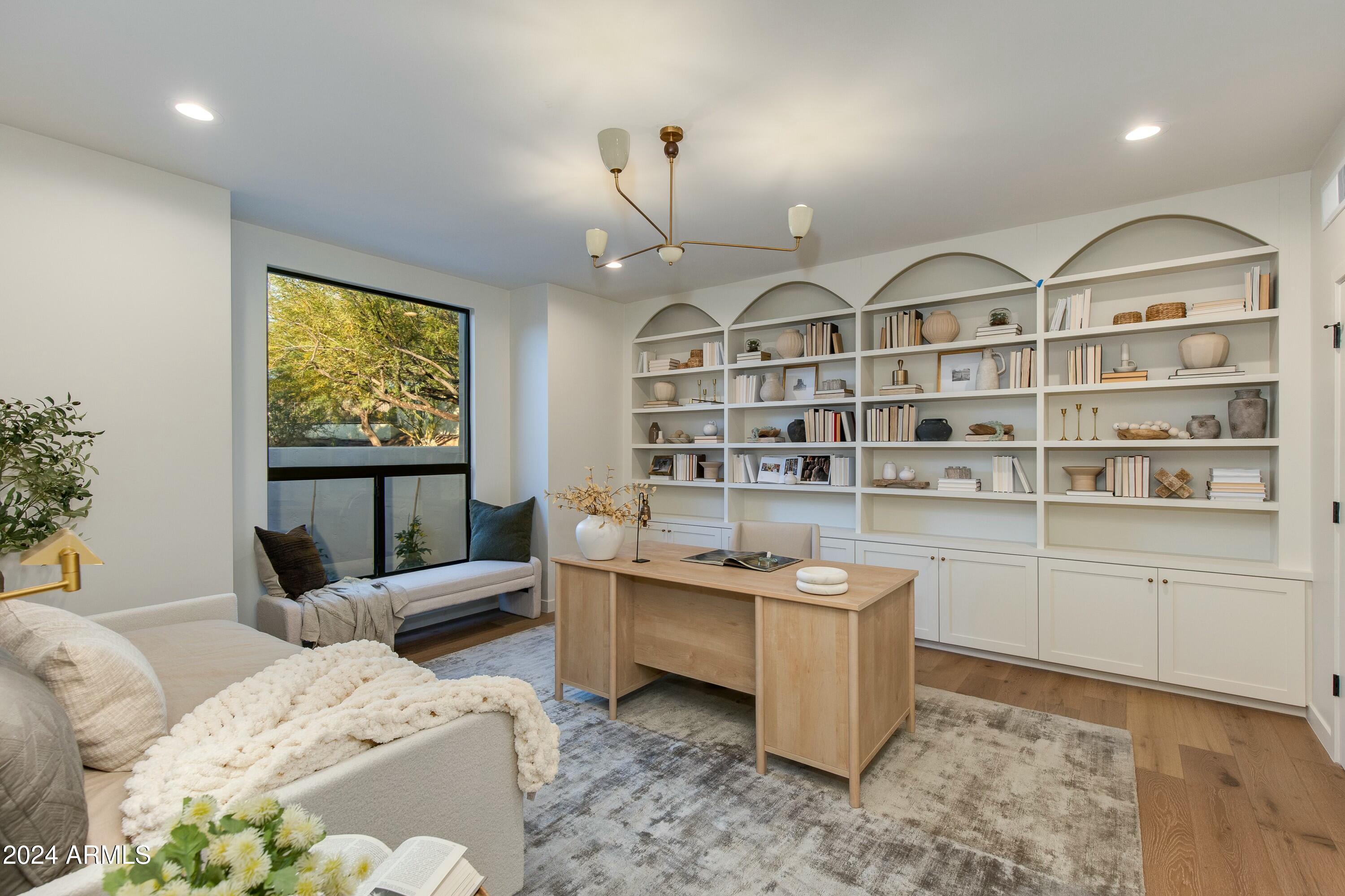 ECHO CANYON - Residential