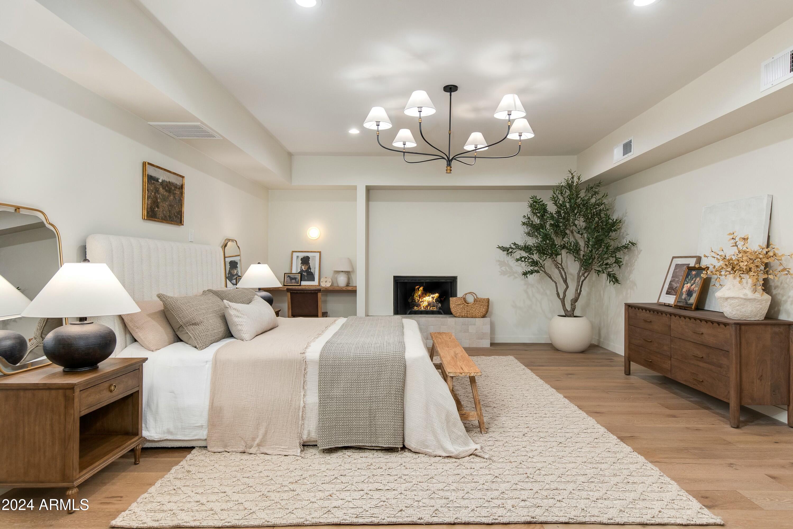 ECHO CANYON - Residential