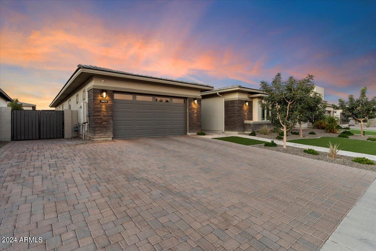 9622 W Villa Chula Drive
