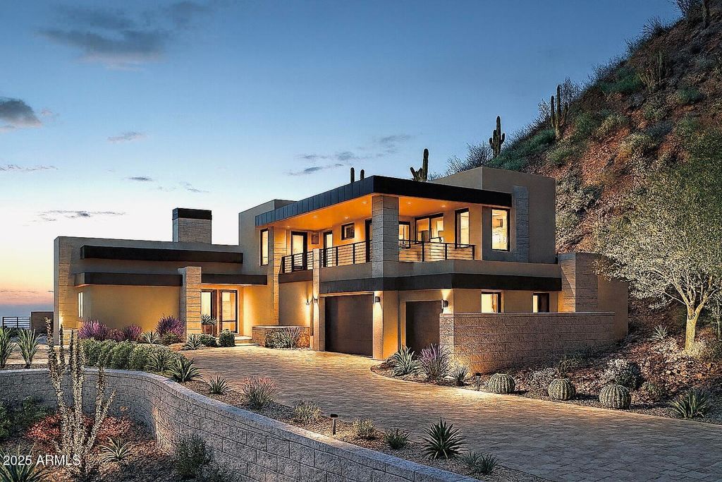 Photo of 39347 N Old Stage Road, Cave Creek, AZ 85331 (MLS # 6821782)