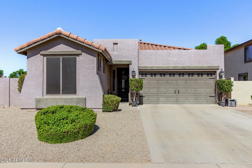 Photo of 15246 W La Reata Avenue, Goodyear, AZ 85395 (MLS # 6929342)