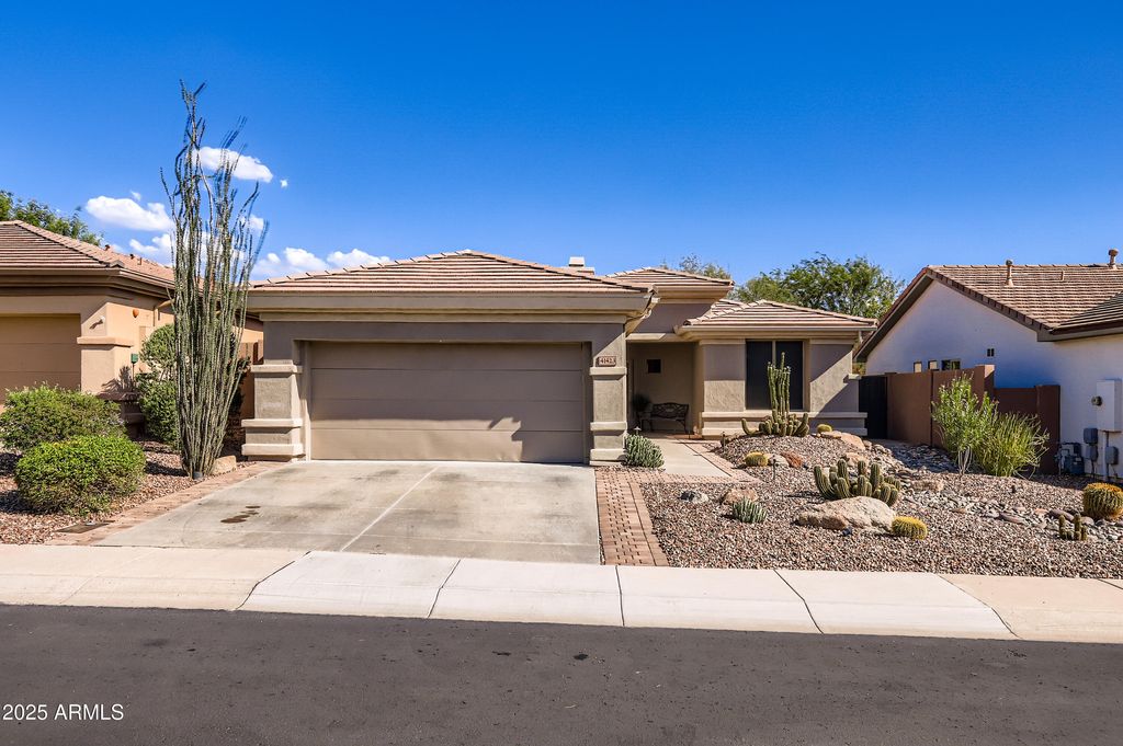 Photo of 41423 N Clear Crossing Road, Anthem, AZ 85086 (MLS # 6918527)