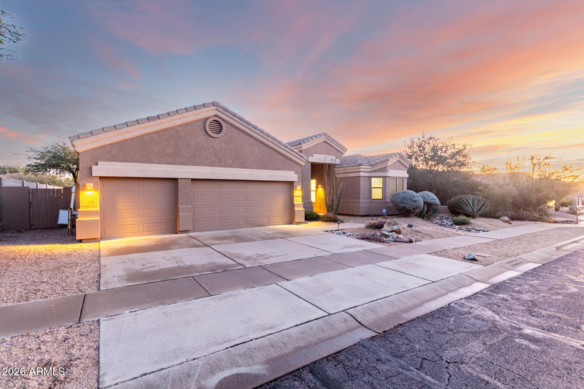 4619 E SIERRA SUNSET Trail