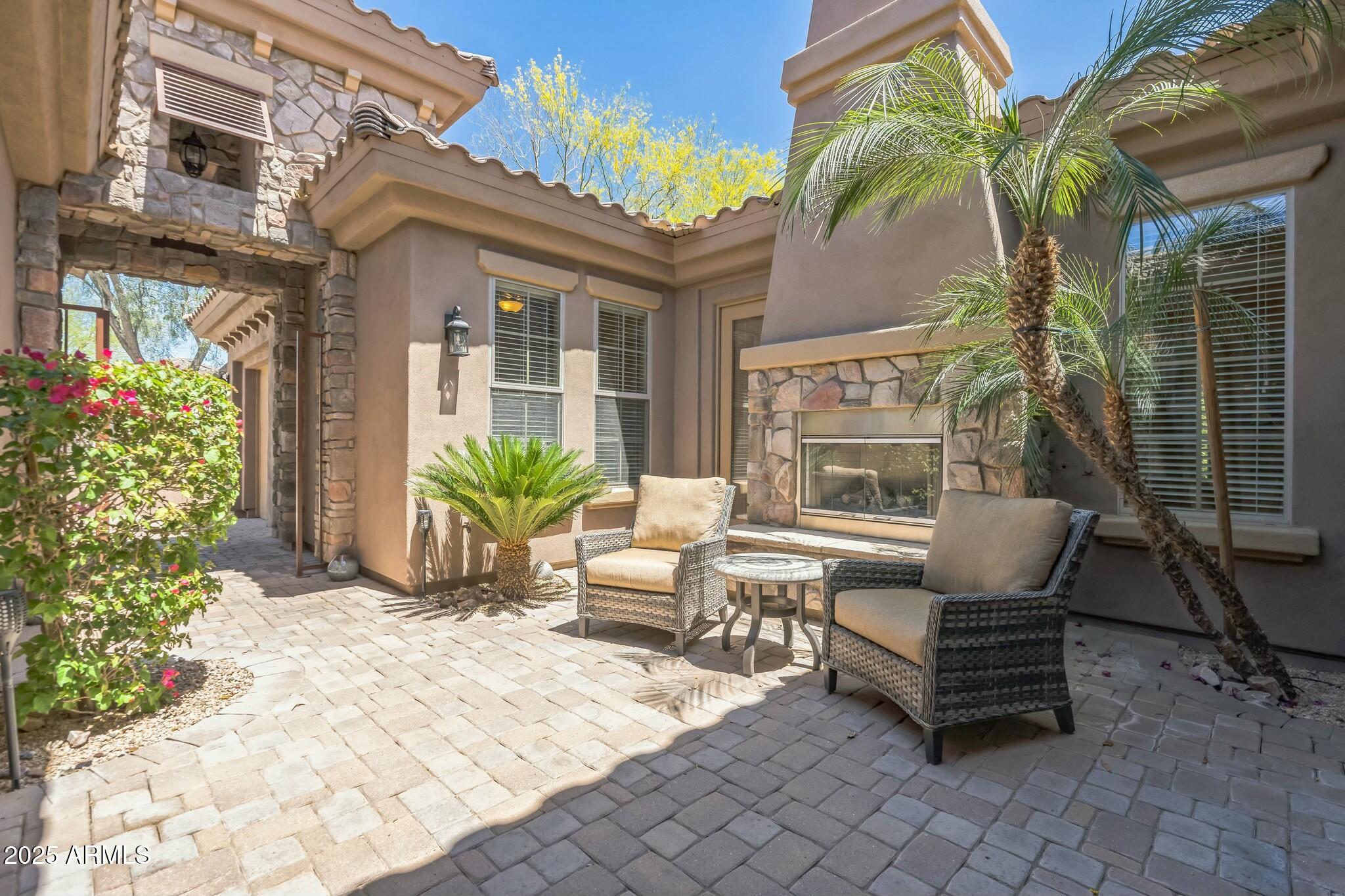 1805 W DUSTY WREN Drive