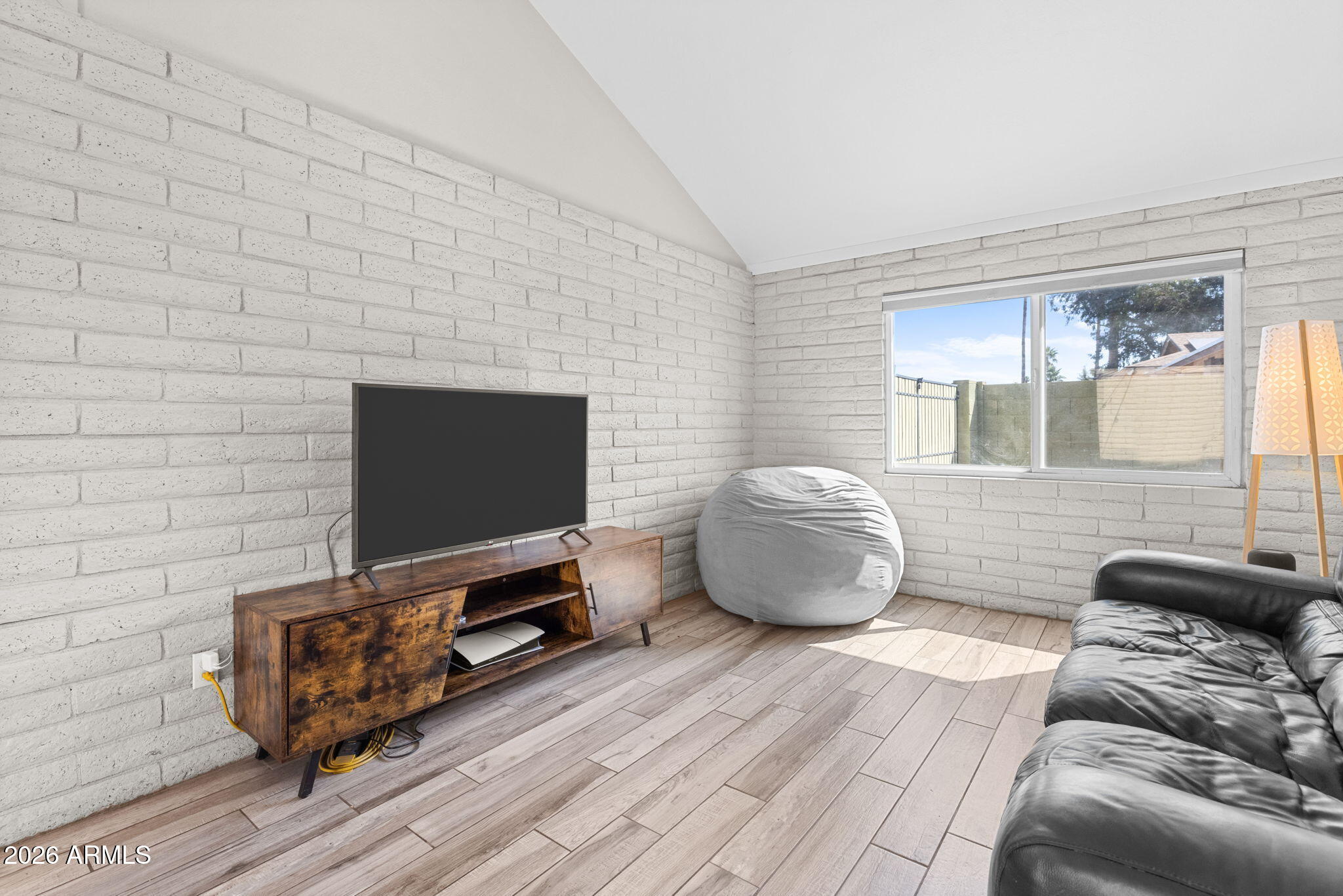 SUNSET NORTH - Residential