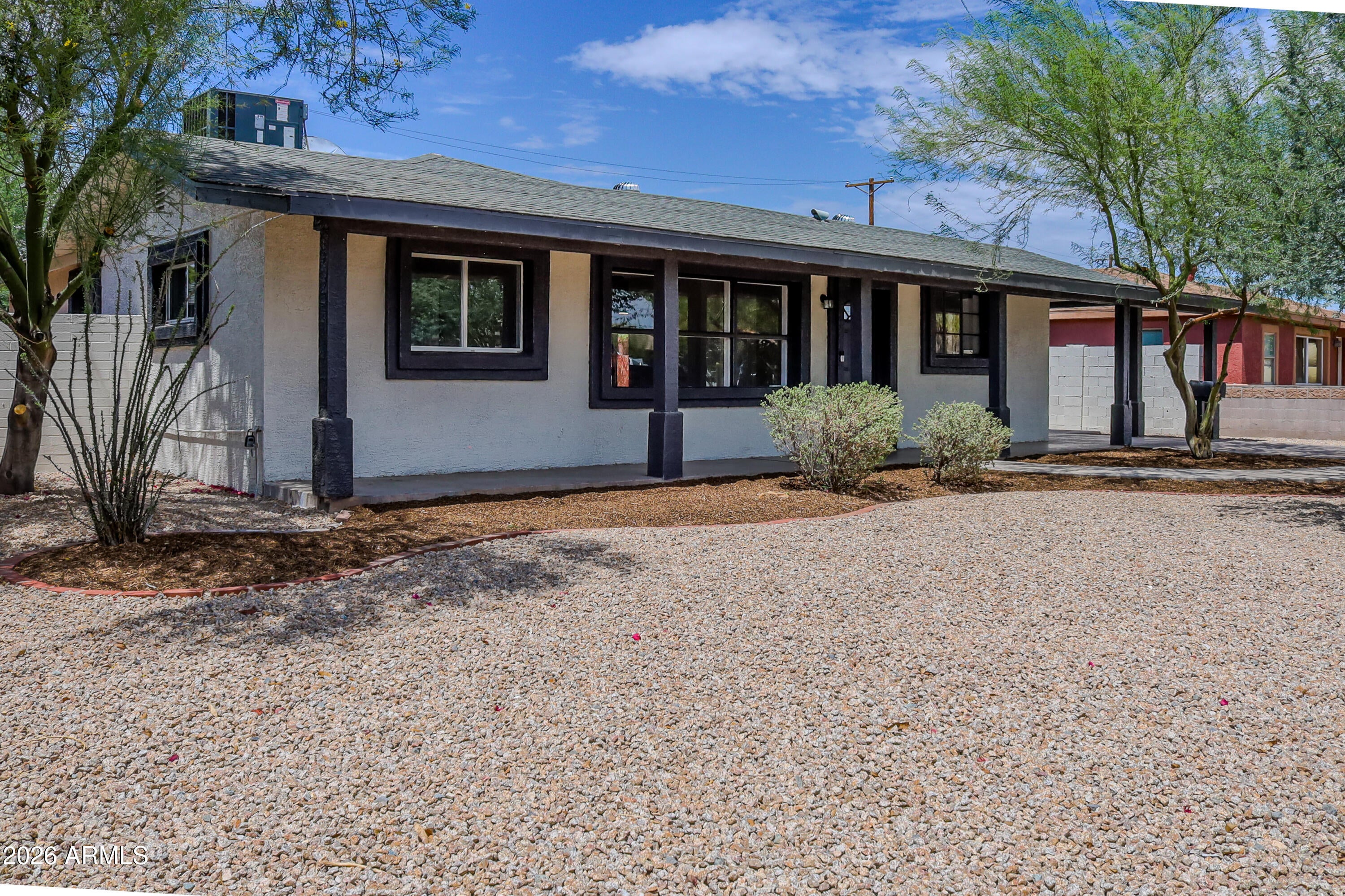 2936 W HIGHLAND Avenue