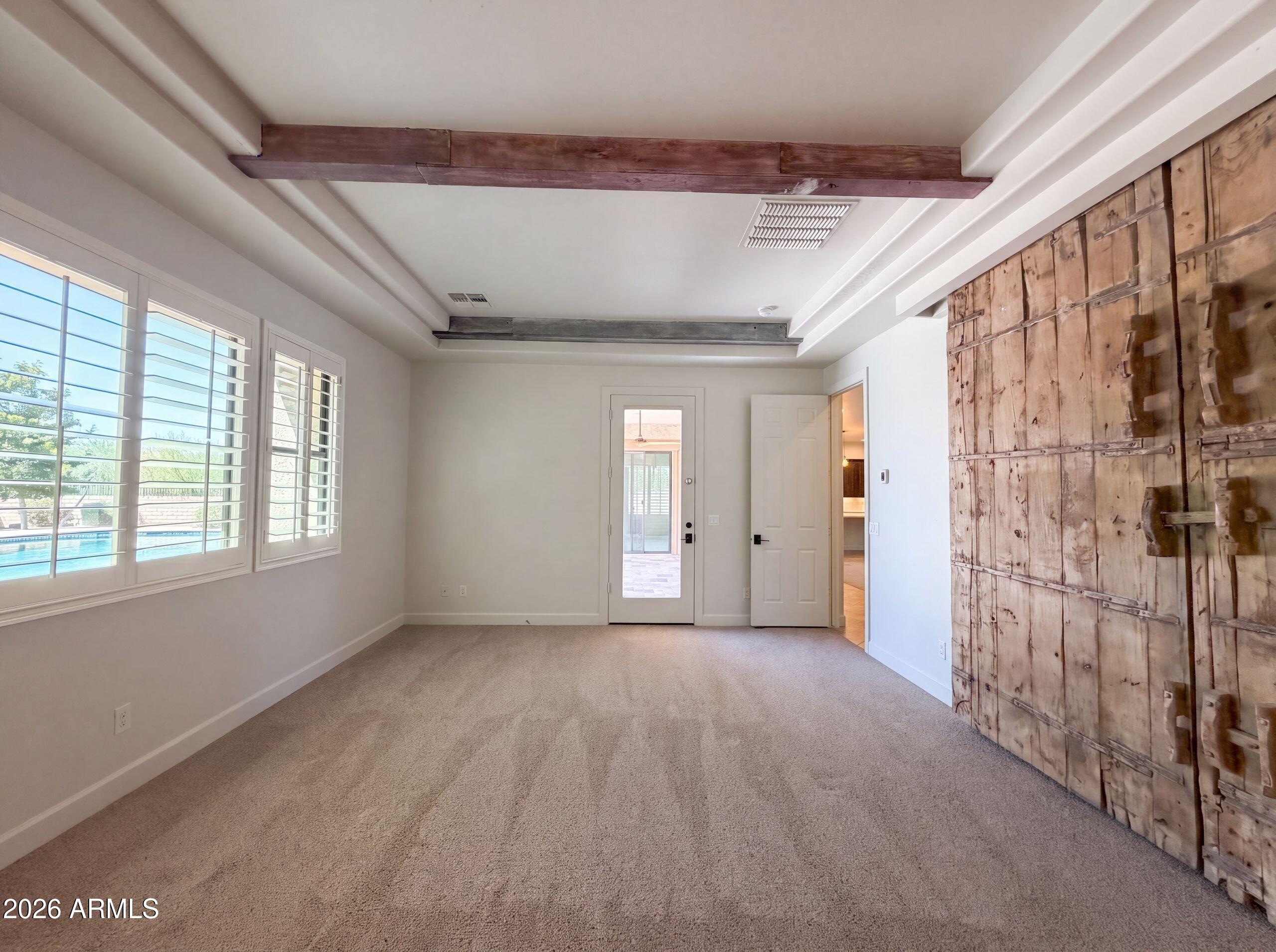 3736 N ACACIA Crossing