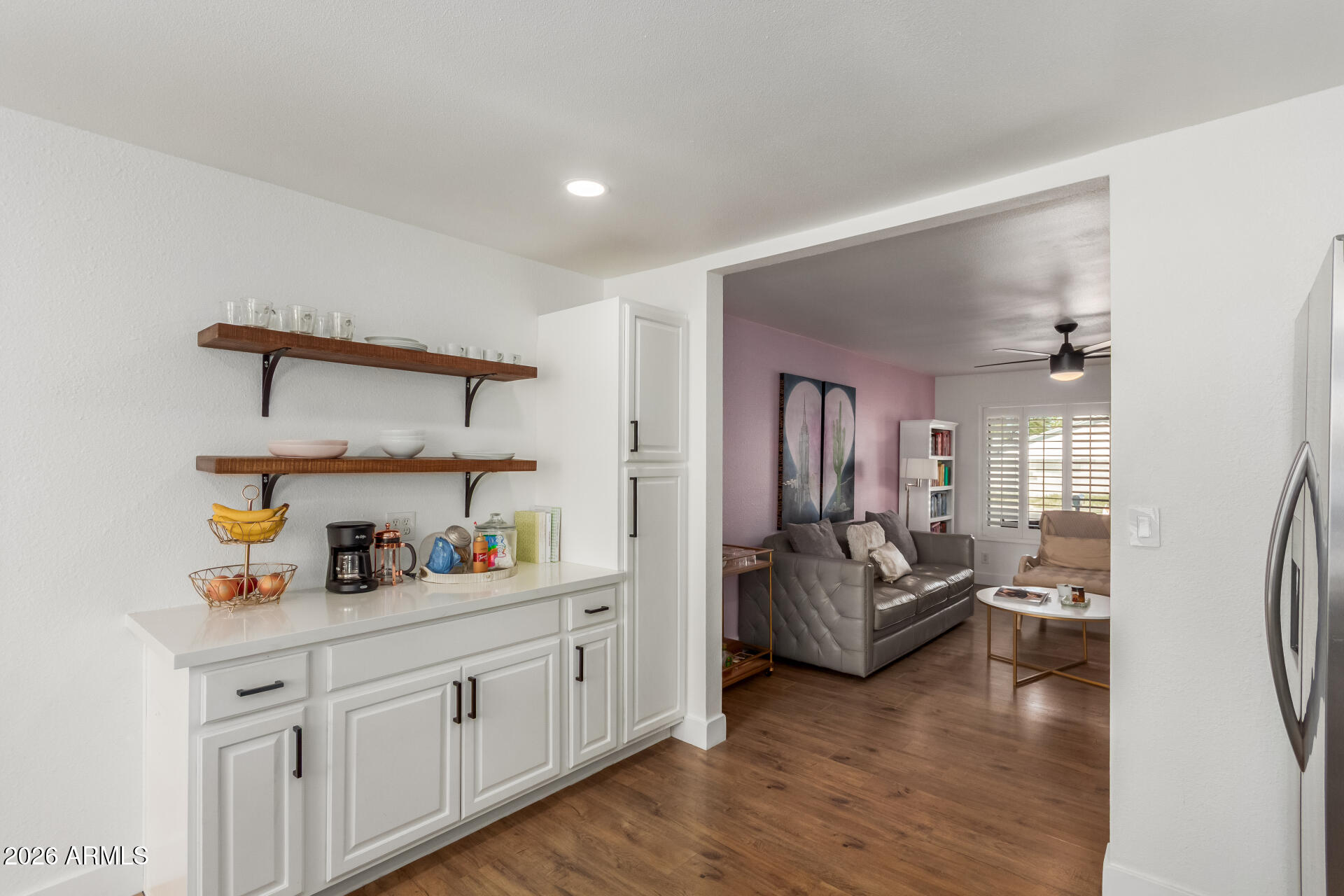 3633 E SWEETWATER Avenue