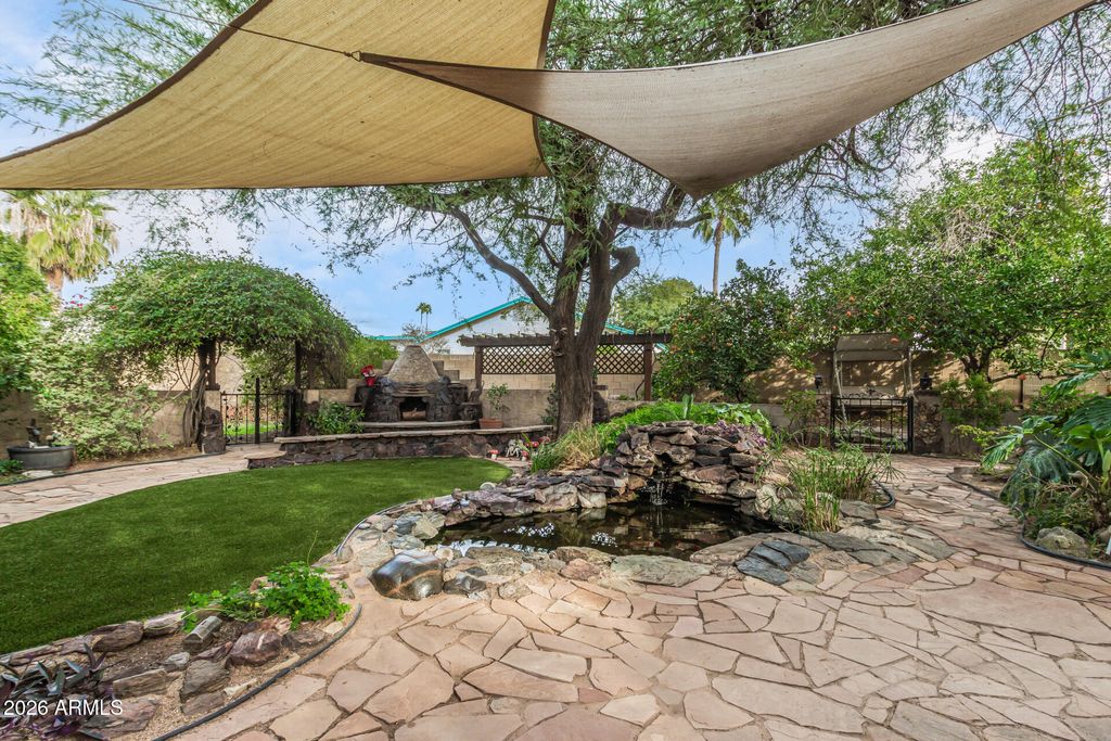 Photo of 47 S Kenneth Place, Chandler, AZ 85226 (MLS # 6965861)