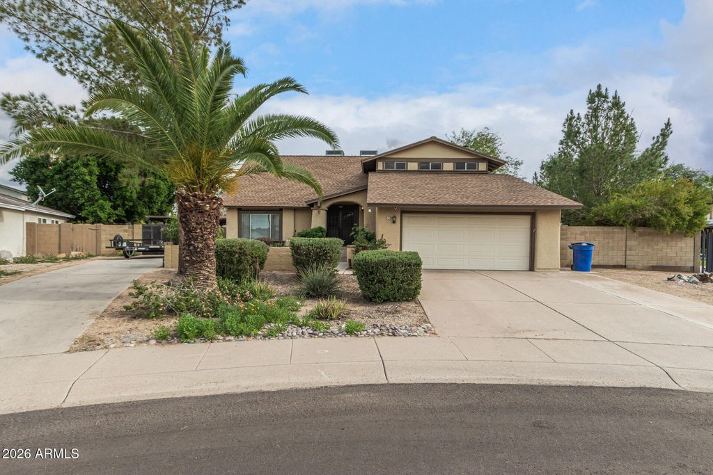 Photo of 47 S Kenneth Place, Chandler, AZ 85226 (MLS # 6965861)