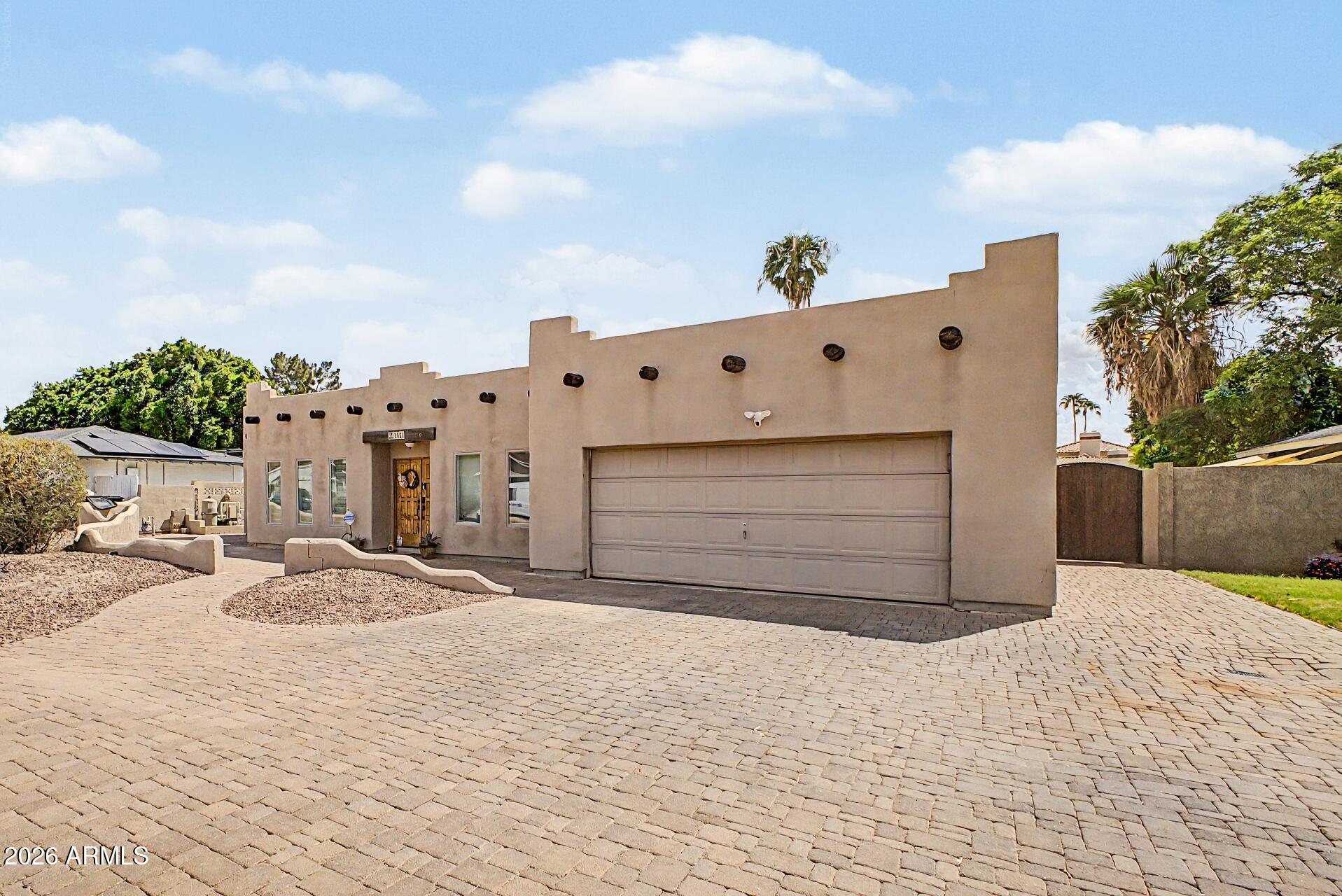 1521 E FAIRFIELD Street