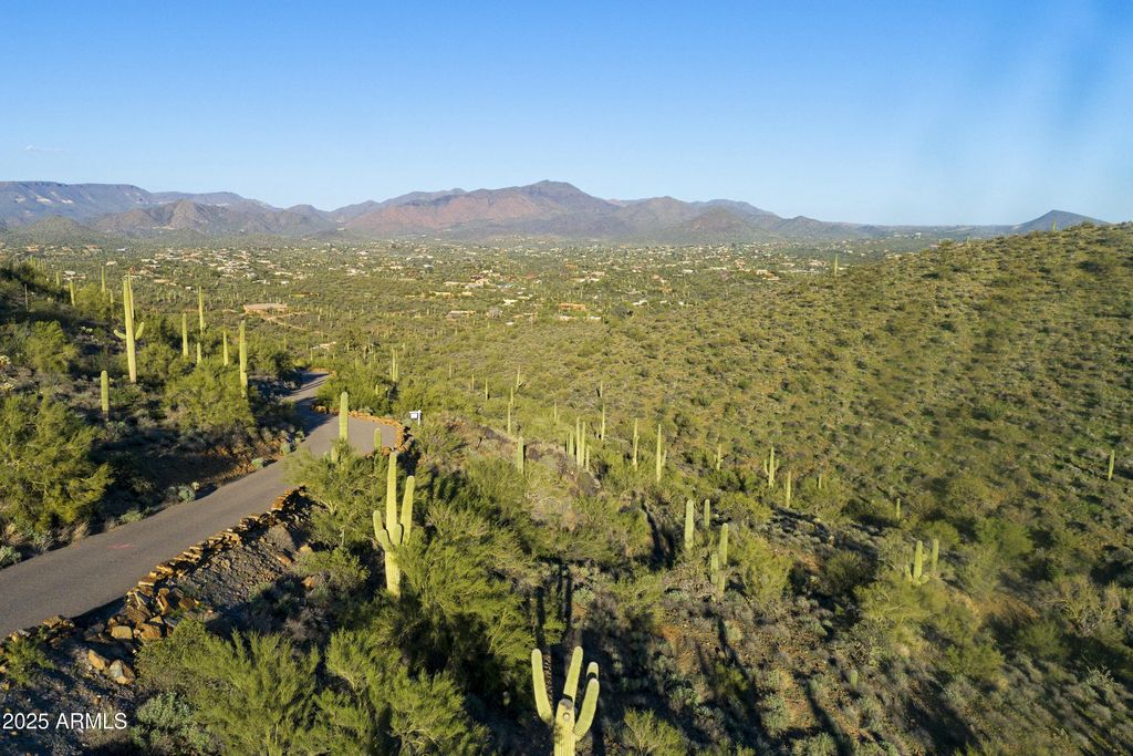 Photo of 39334 N Old Stage Road #-, Cave Creek, AZ 85331 (MLS # 6874160)