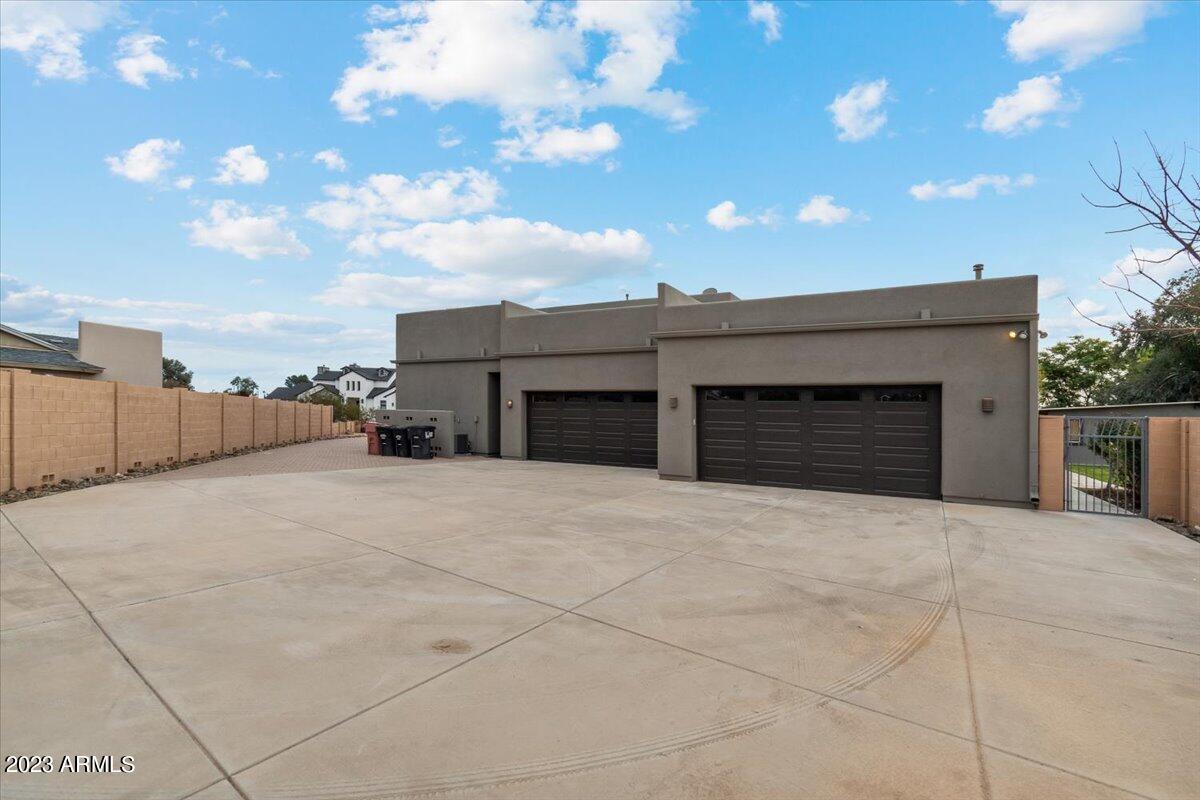 SUNDOWN RANCHOS 2 - Residential