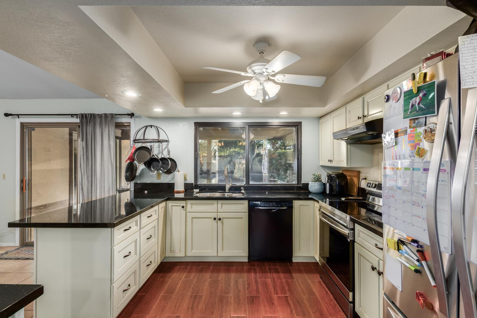 1540 N El Camino Drive