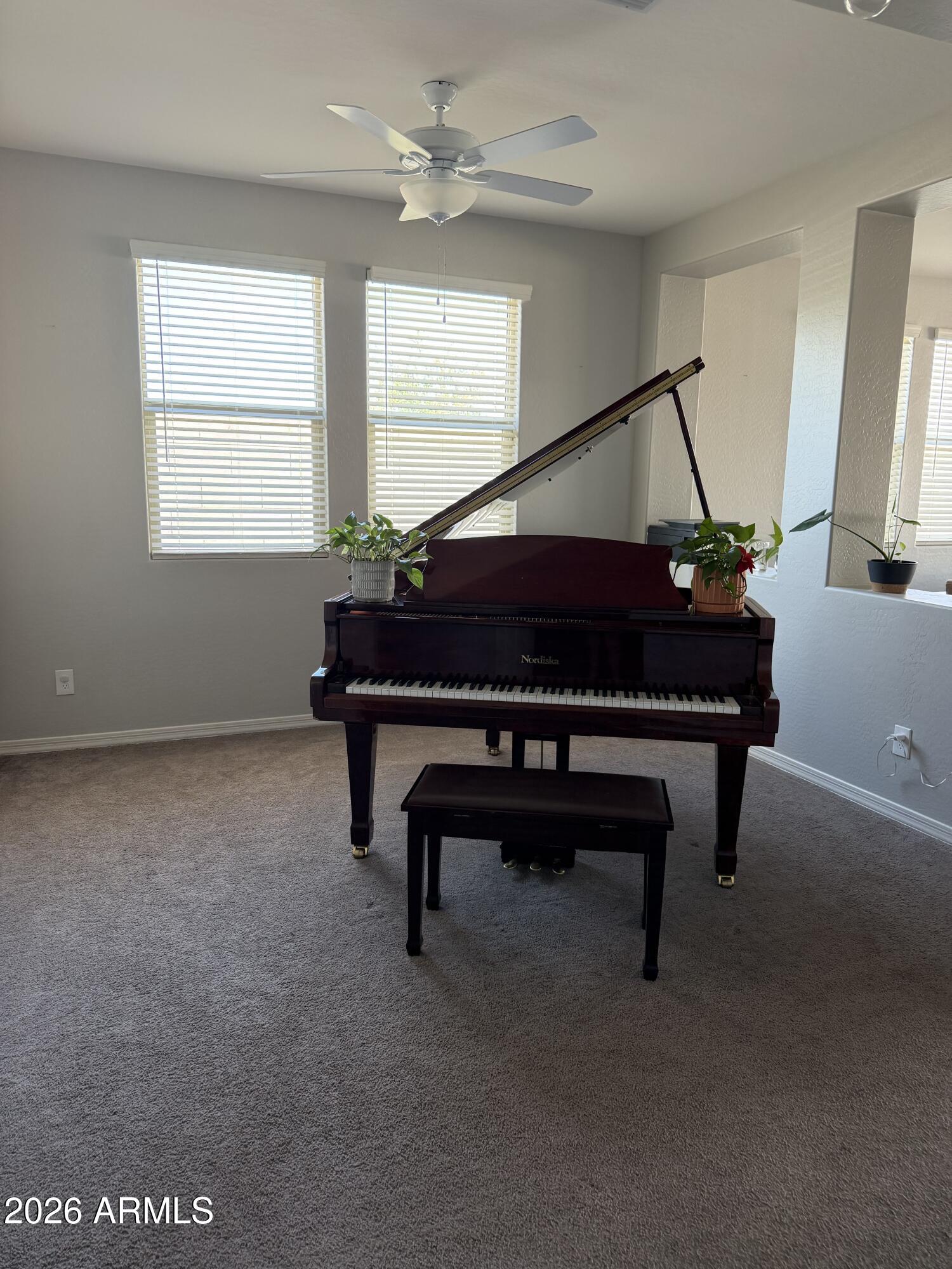 2896 W RAINBOW Drive