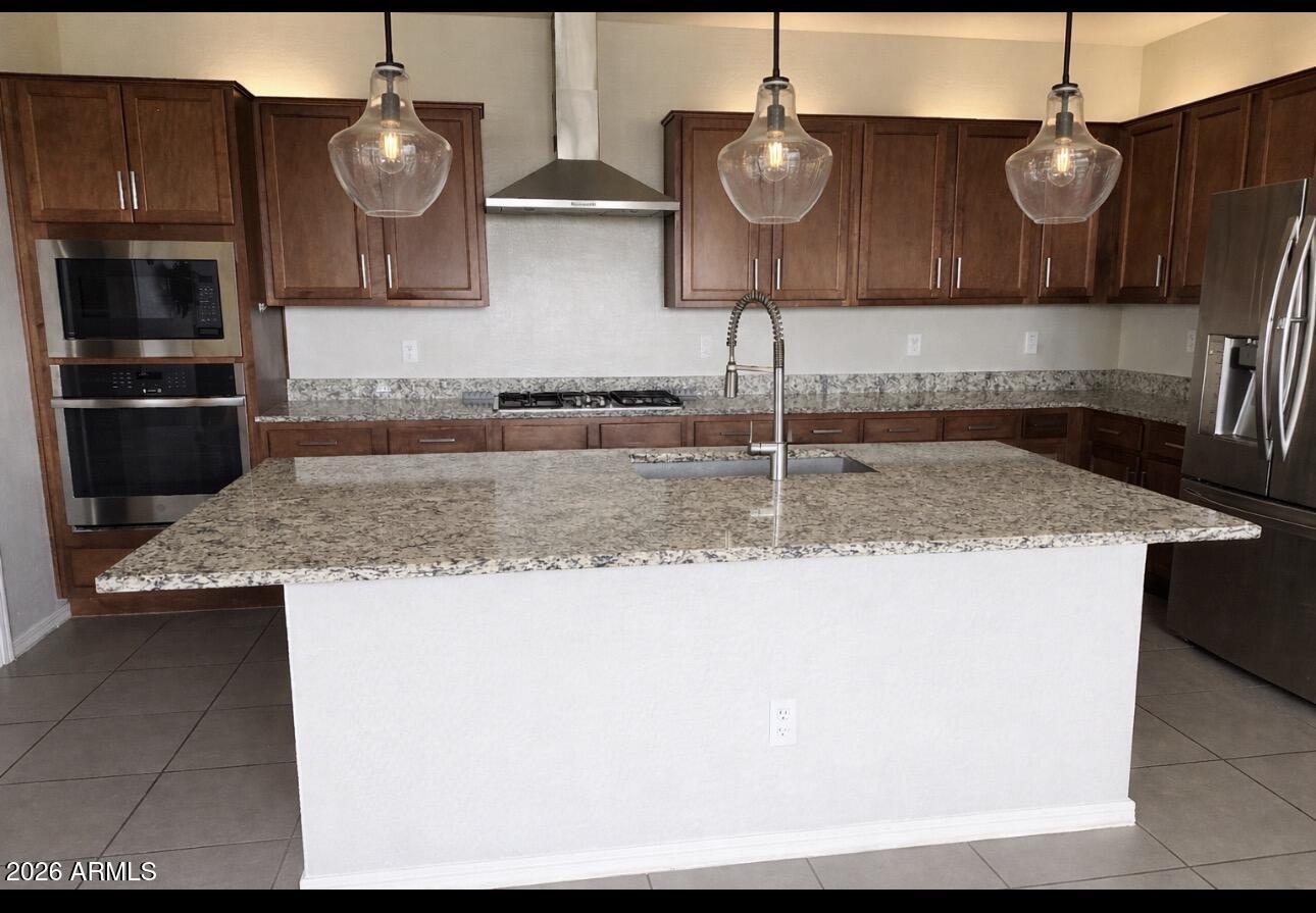 2896 W RAINBOW Drive