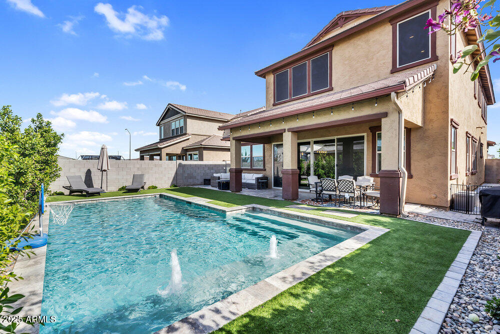 MORRISON RANCH - Residential