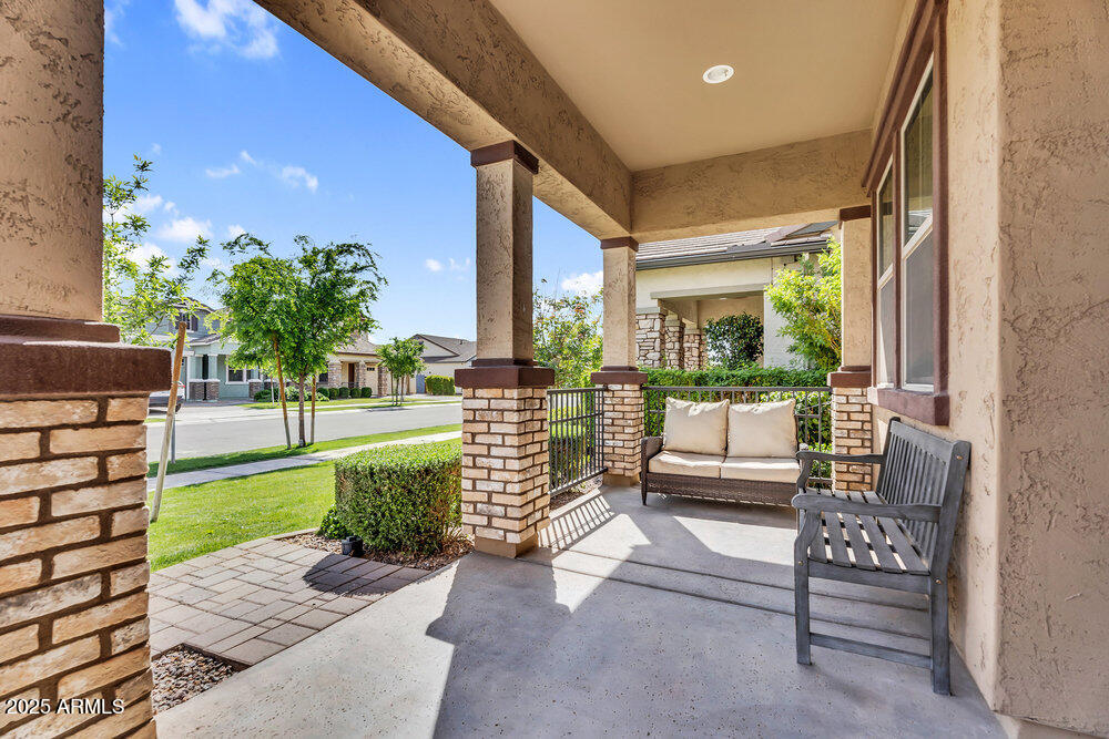 MORRISON RANCH - Residential