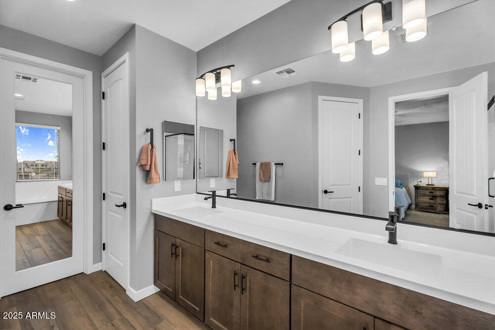 MORRISON RANCH - Residential