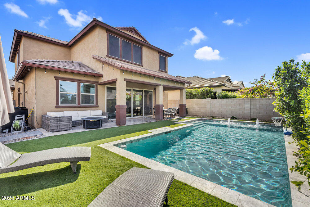 MORRISON RANCH - Residential