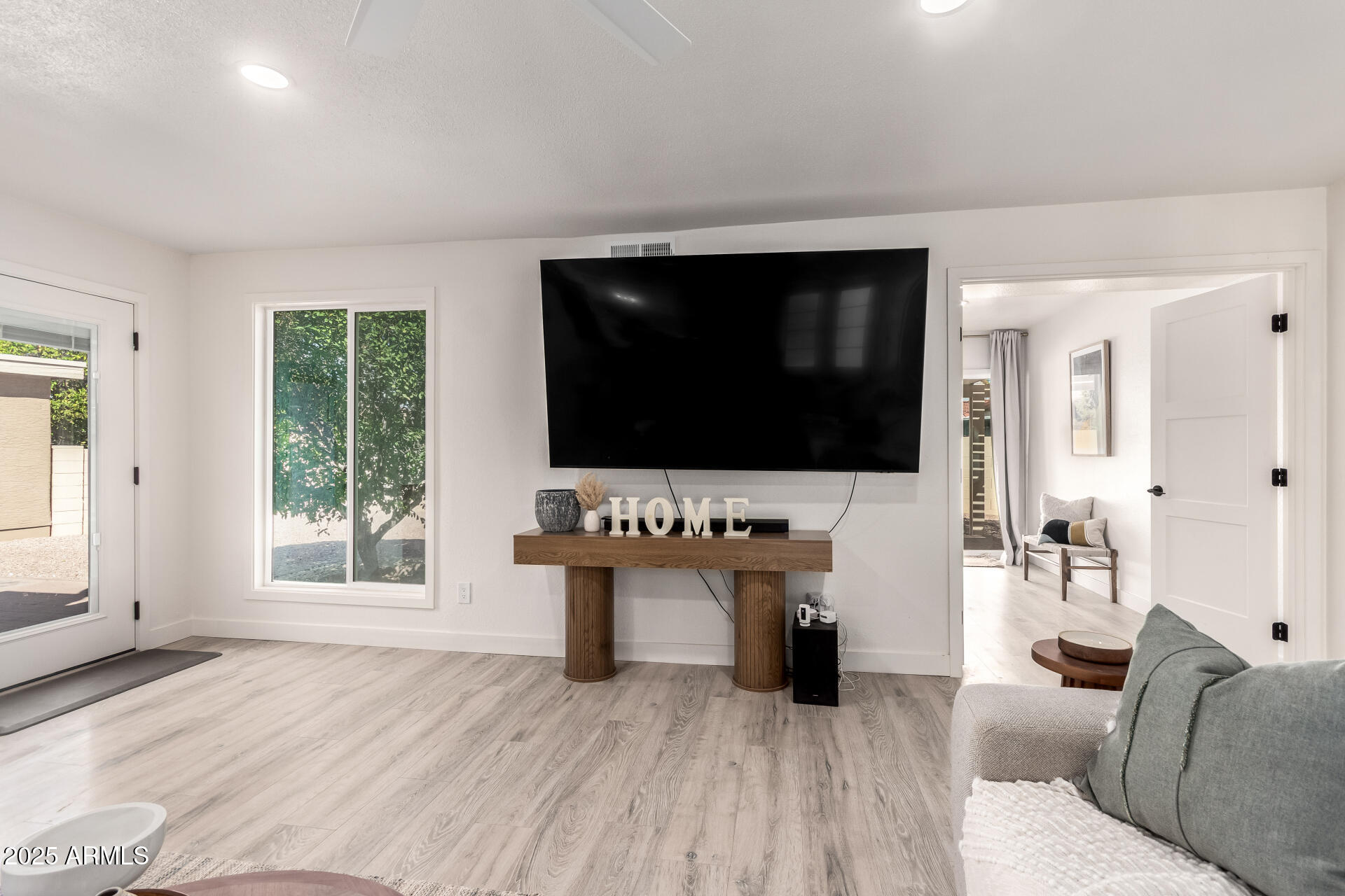 26007 S CEDARCREST Drive