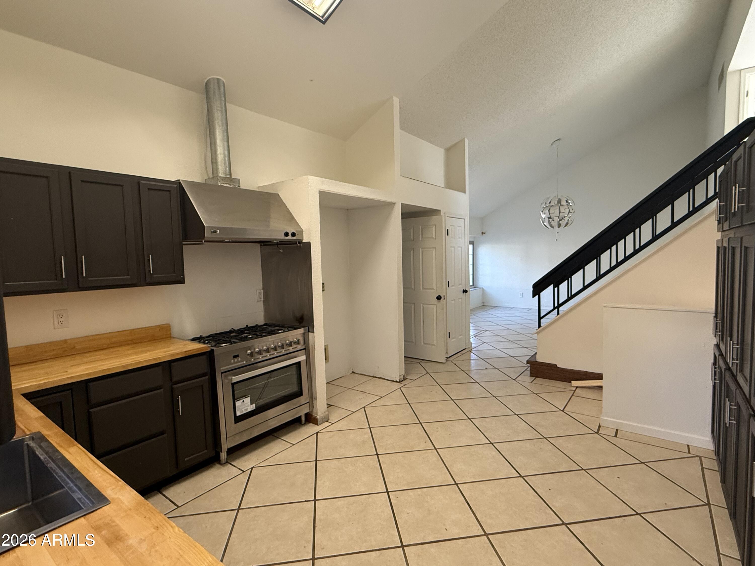 4279 W ROCKWOOD Drive